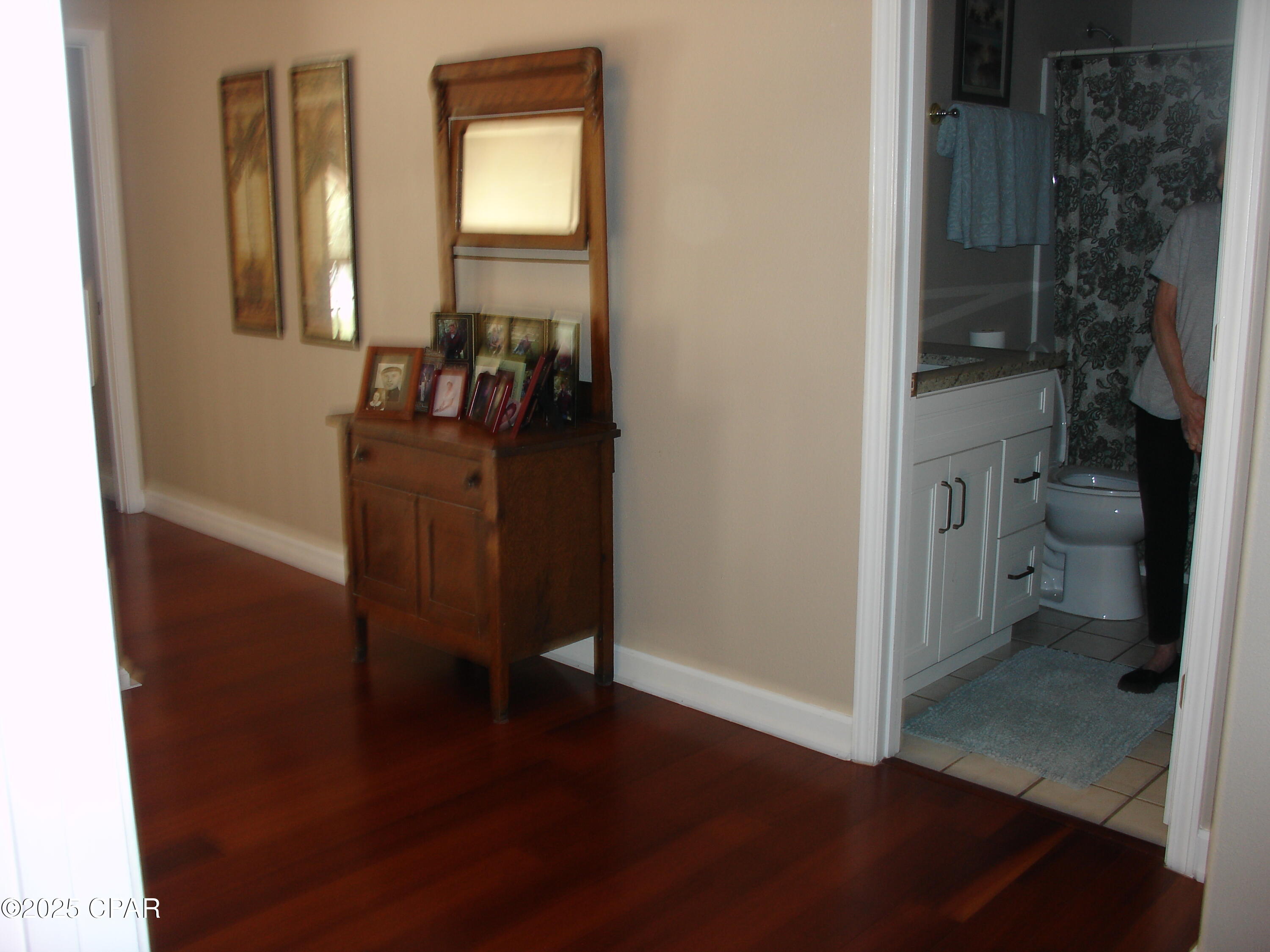 6212 N Lagoon Drive, Panama City, FL 32408 thumbnail, photo 20 of 50