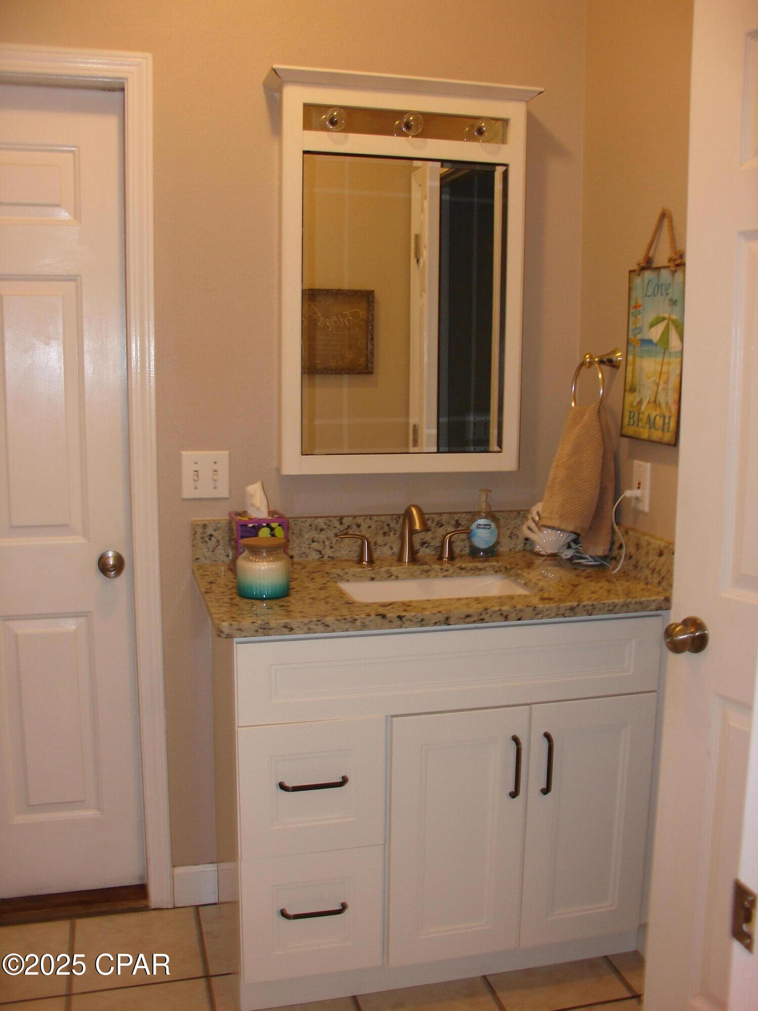 6212 N Lagoon Drive, Panama City, FL 32408 thumbnail, photo 38 of 50