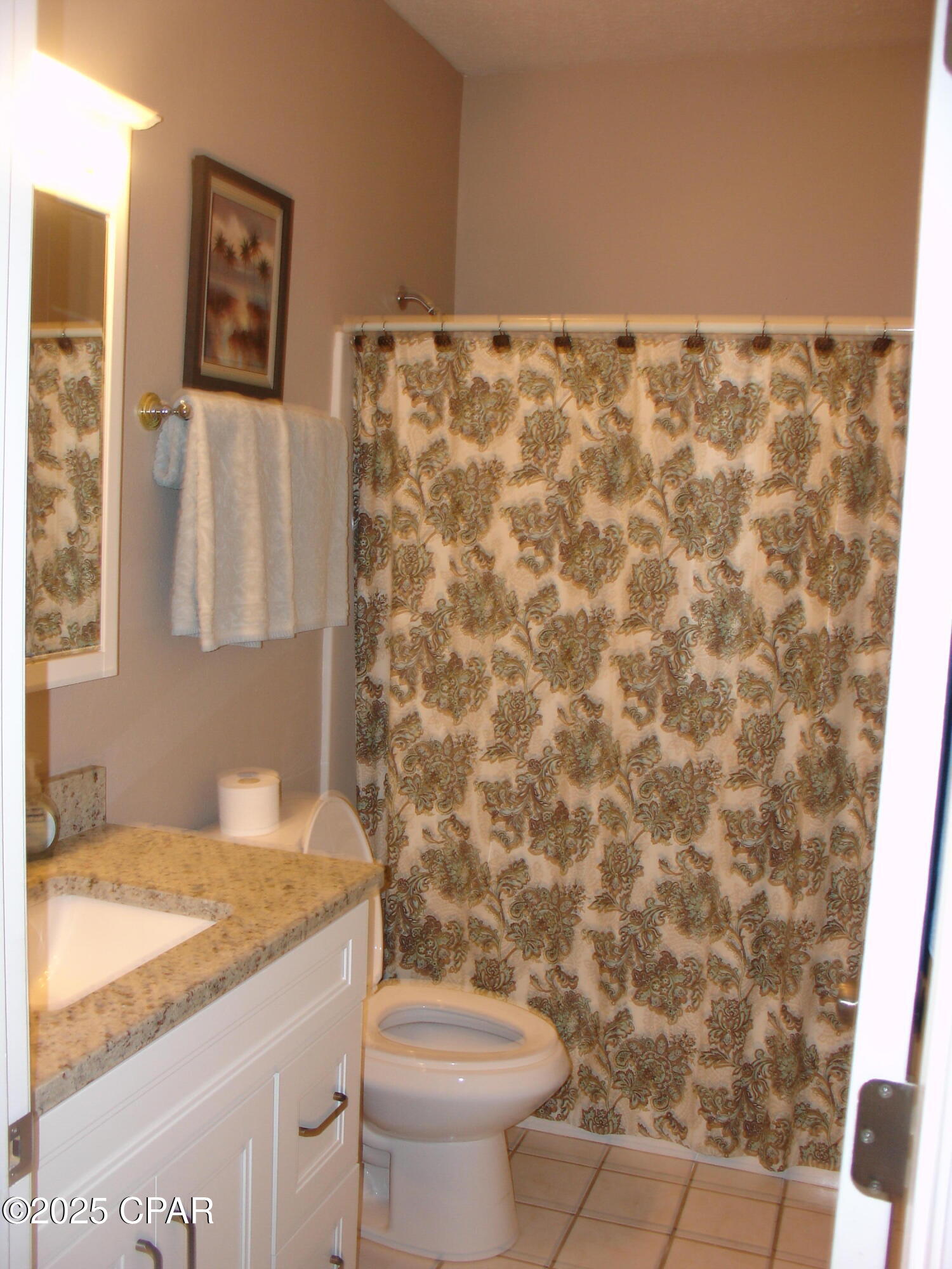 6212 N Lagoon Drive, Panama City, FL 32408 thumbnail, photo 10 of 50