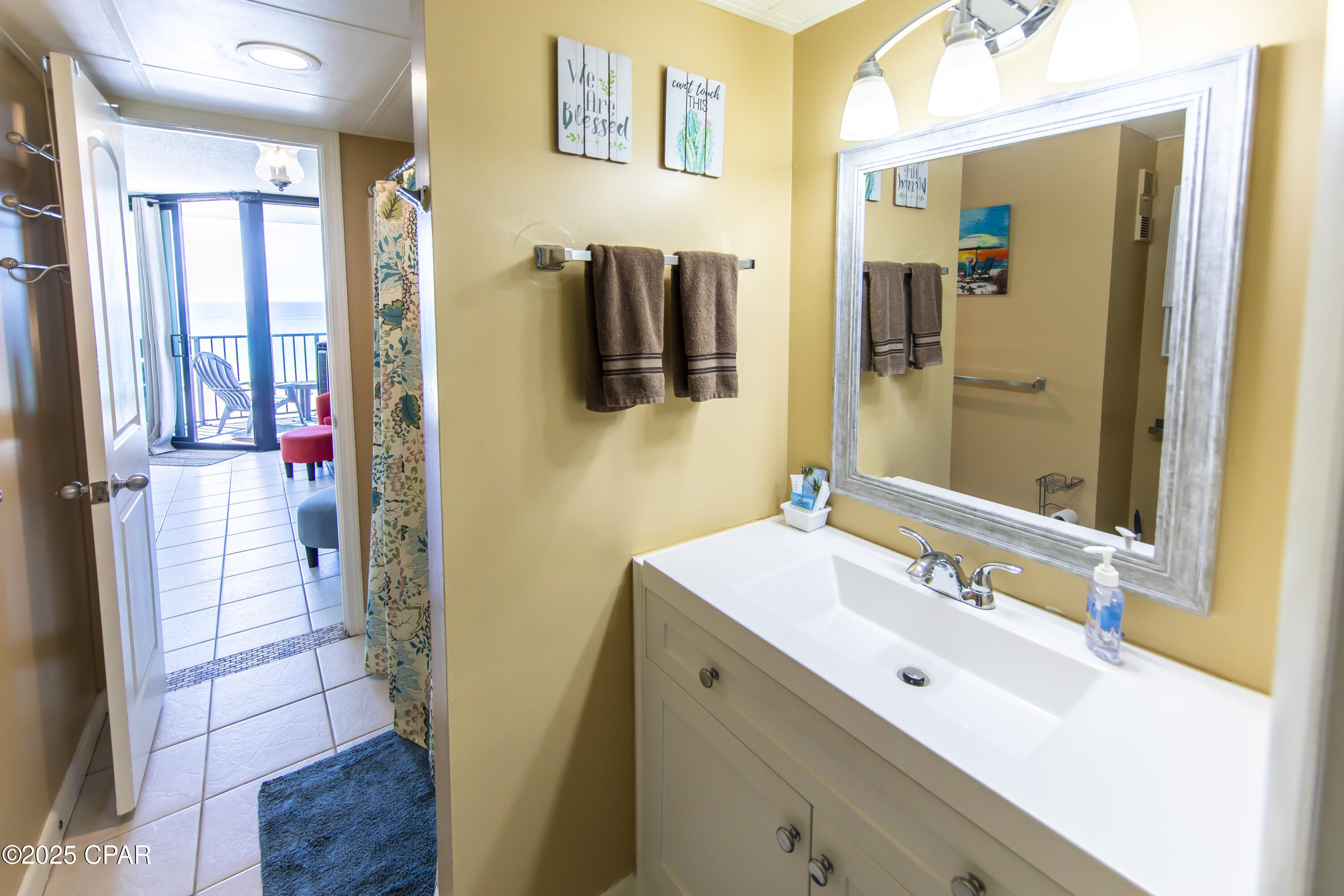 Image 14 For 9850 Thomas Drive 704e