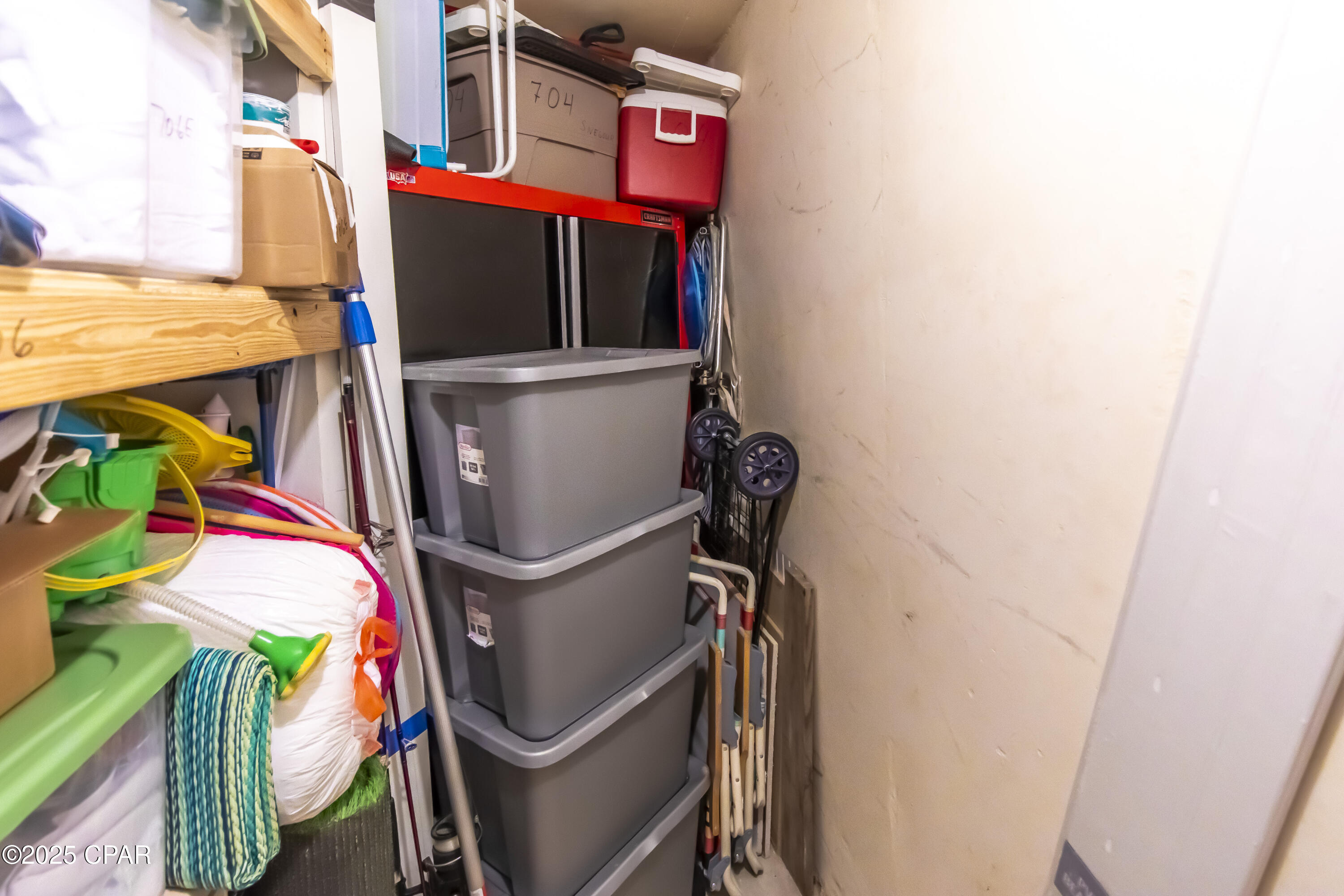 Image 16 For 9850 Thomas Drive 704e