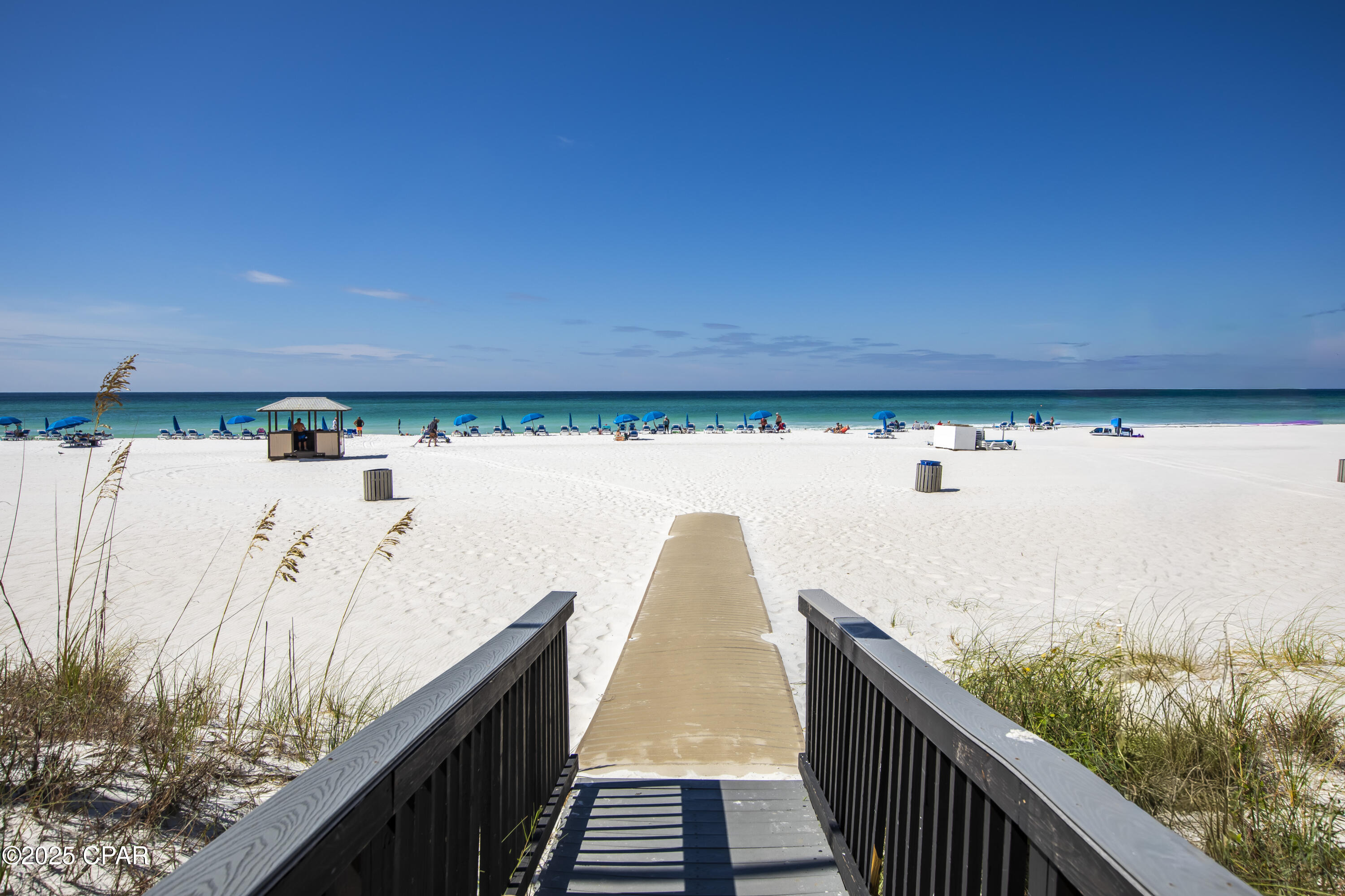 Image 18 For 9850 Thomas Drive 704e