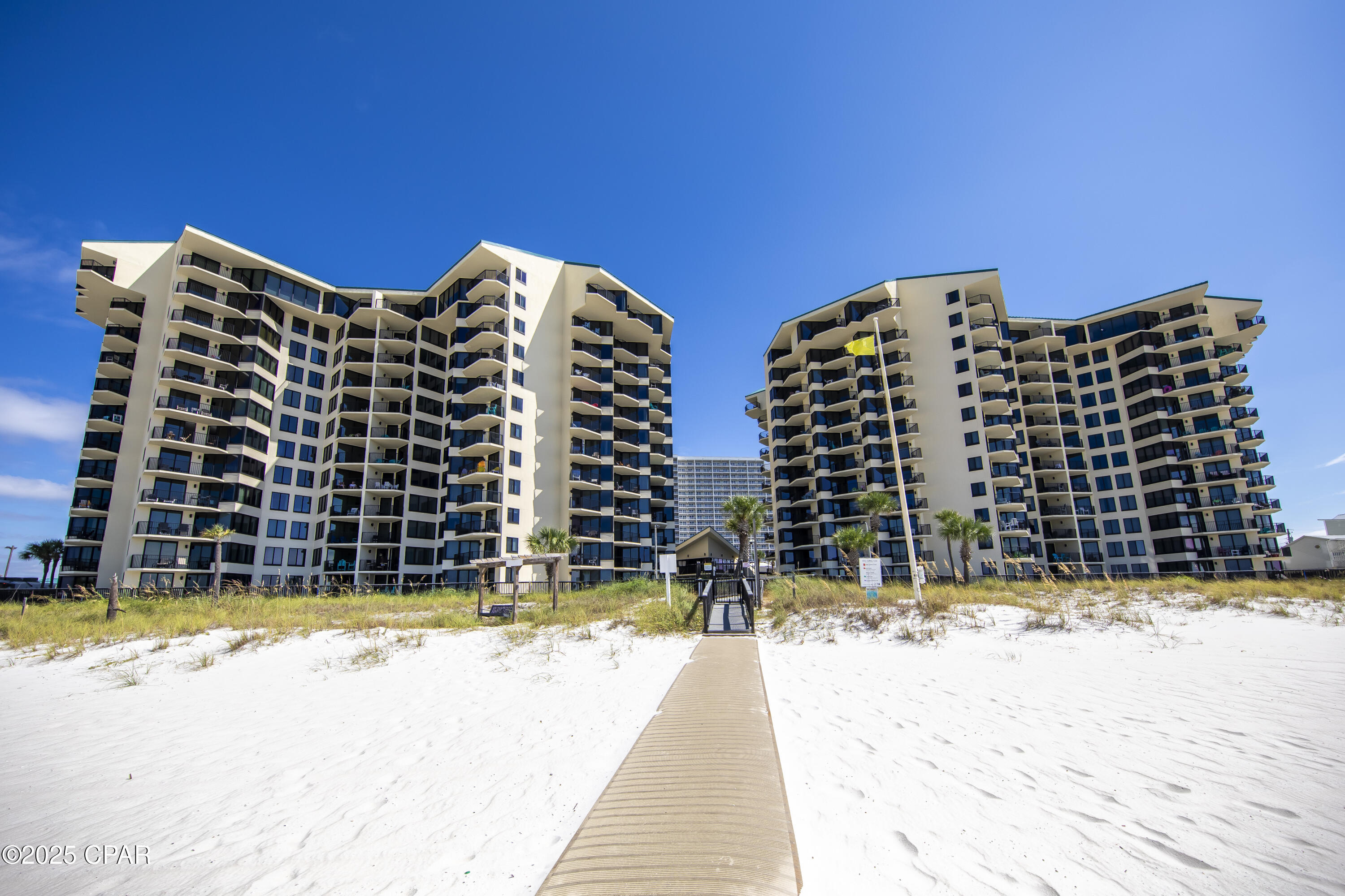 Image 19 For 9850 Thomas Drive 704e