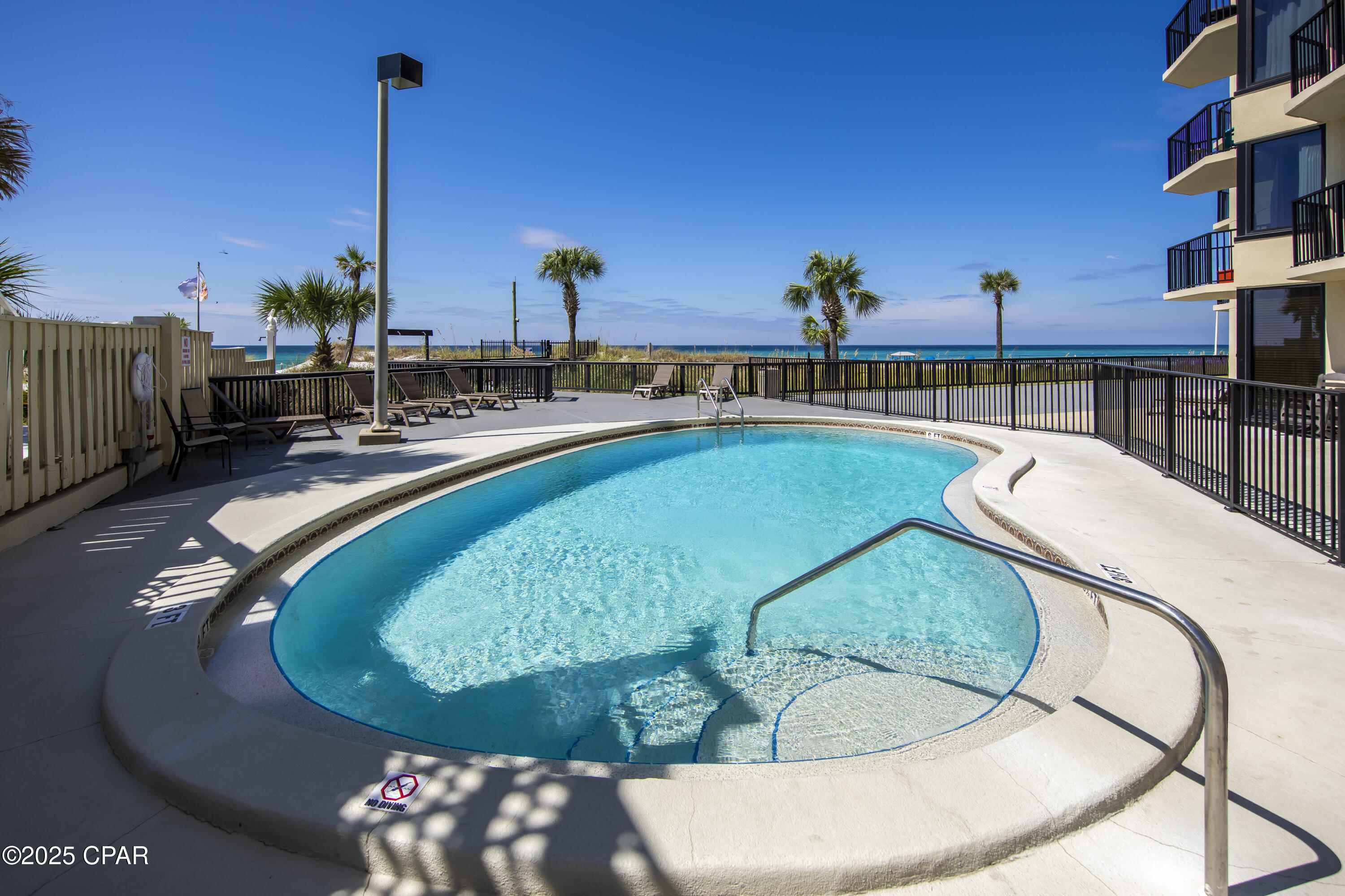 Image 22 For 9850 Thomas Drive 704e