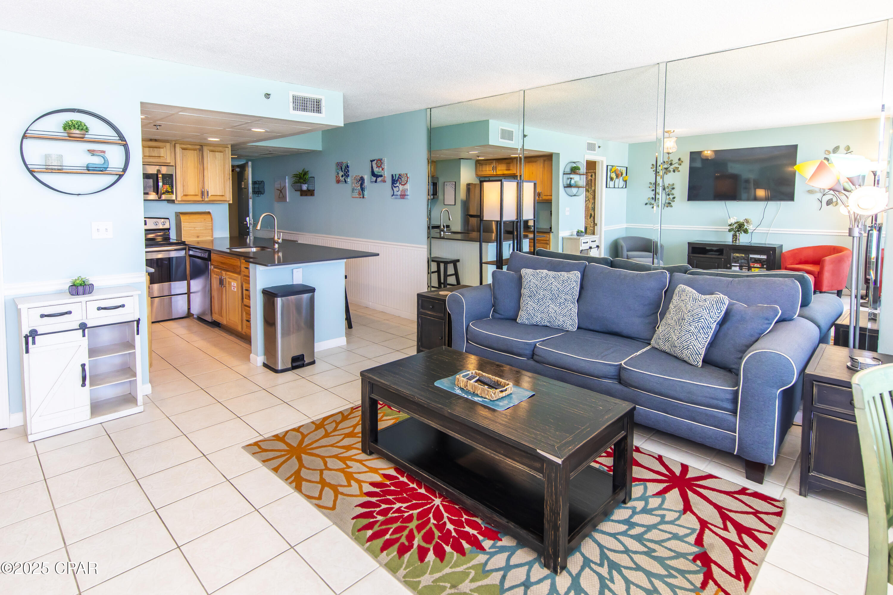 Image 6 For 9850 Thomas Drive 704e