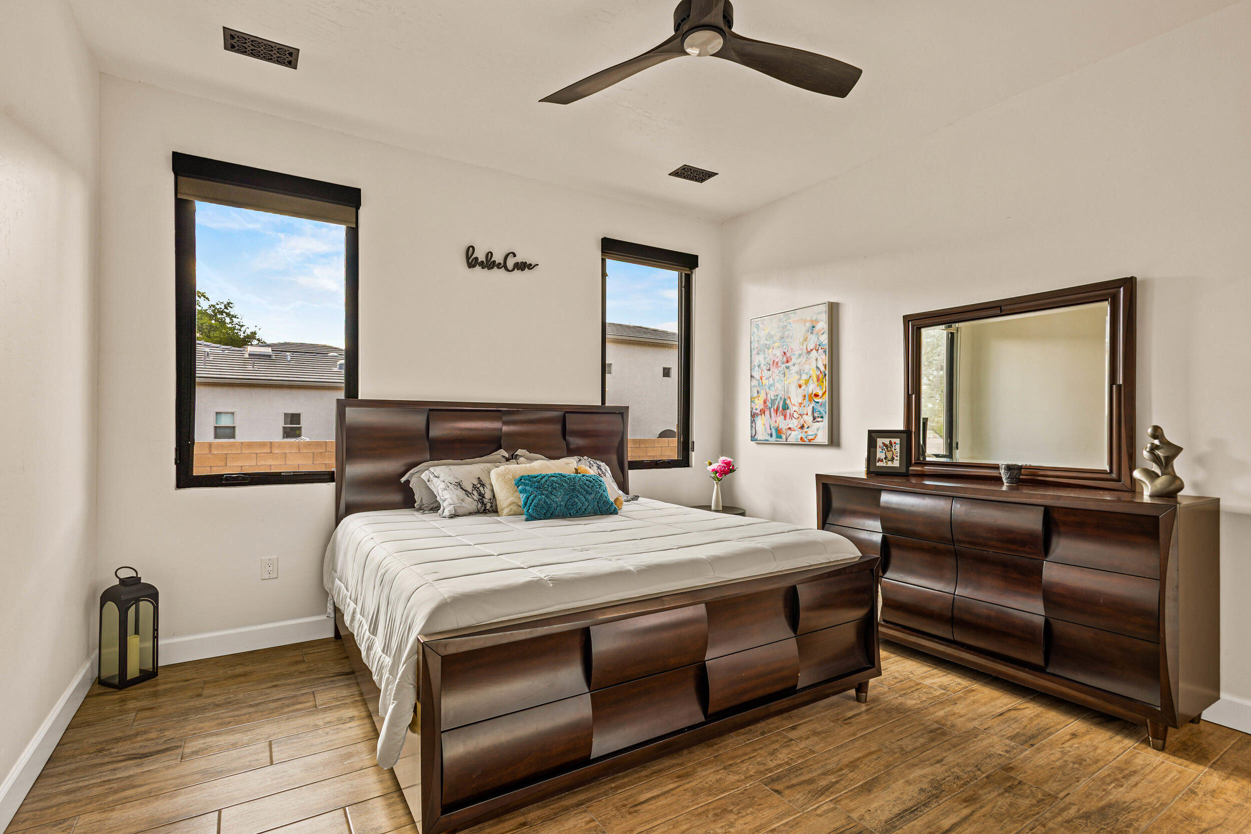 Homes for sale in Albuquerque, NM | 3200 Calle Vigo Nw, Albuquerque, NM 87104 | MLS# 1091135