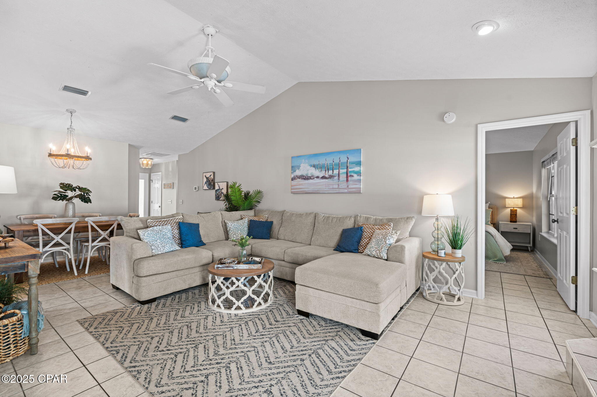 Image 10 For 615 Poinsettia Court