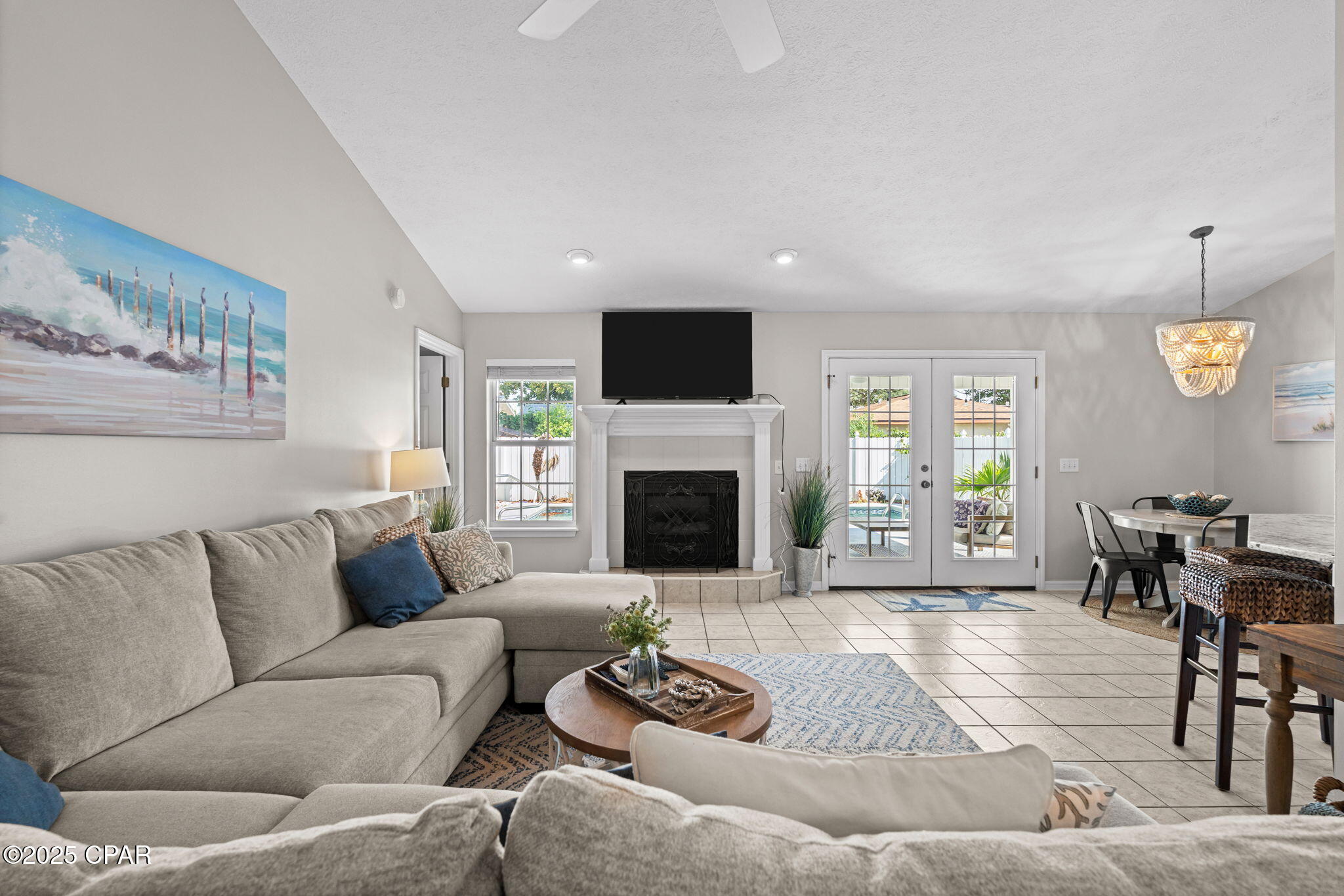 Image 11 For 615 Poinsettia Court