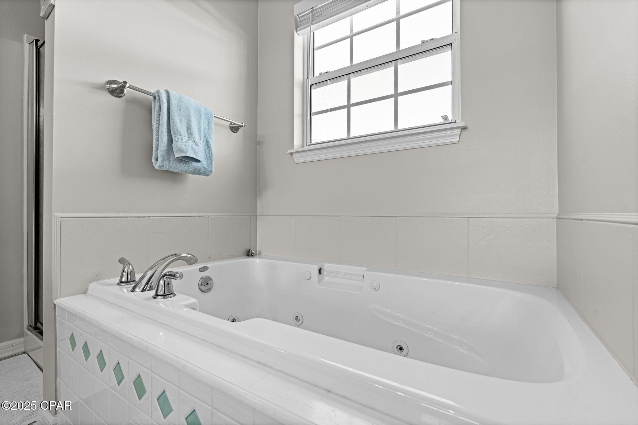 Image 26 For 615 Poinsettia Court