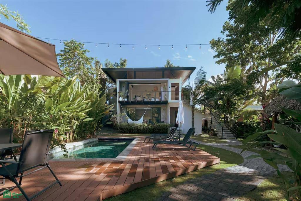 4 bed Single Family Homes For Sale in Garabito, Puntarenas - 1