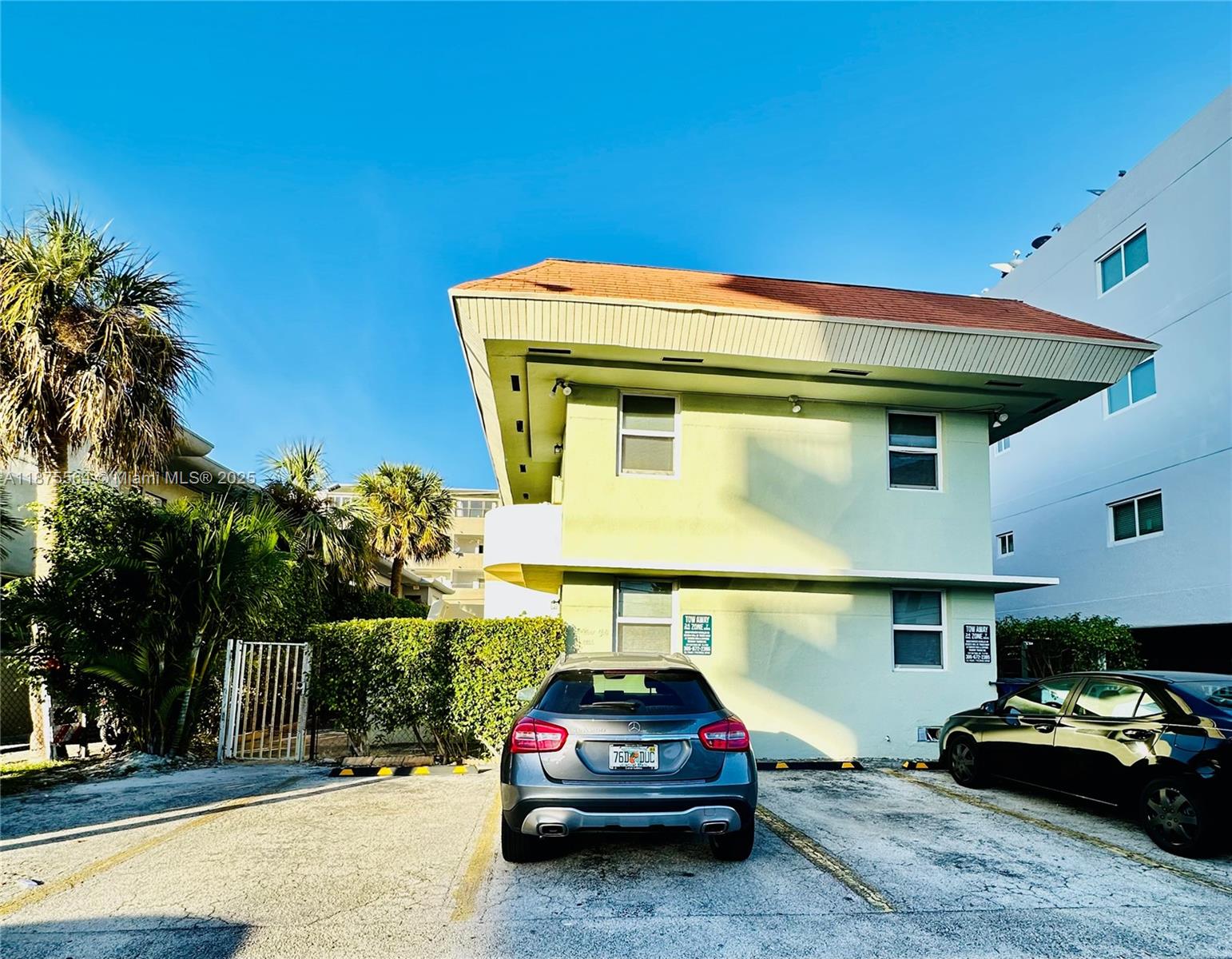 Isle Of Normandy Miami VI