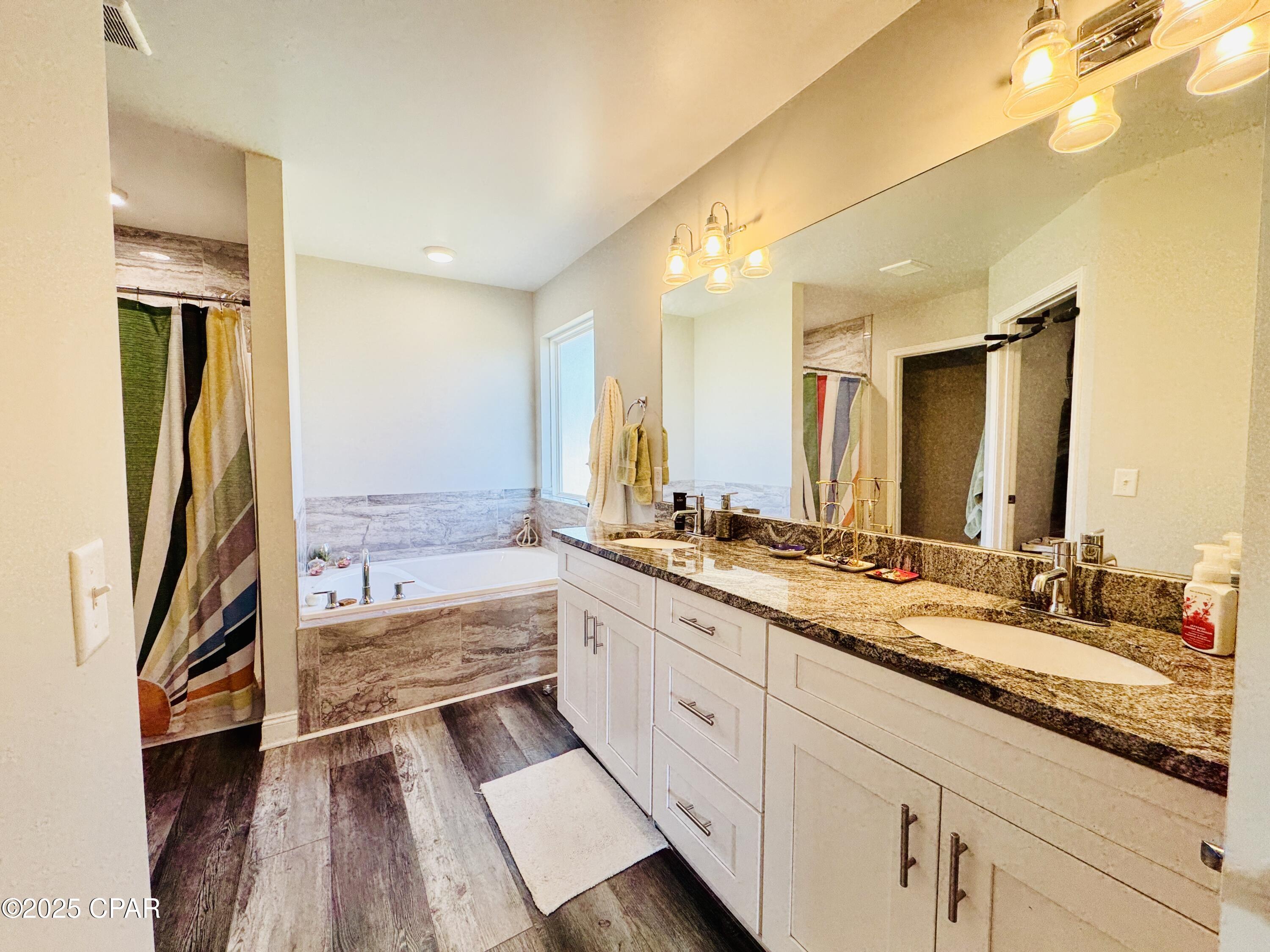 Image 32 For 425 Shadecrest Drive