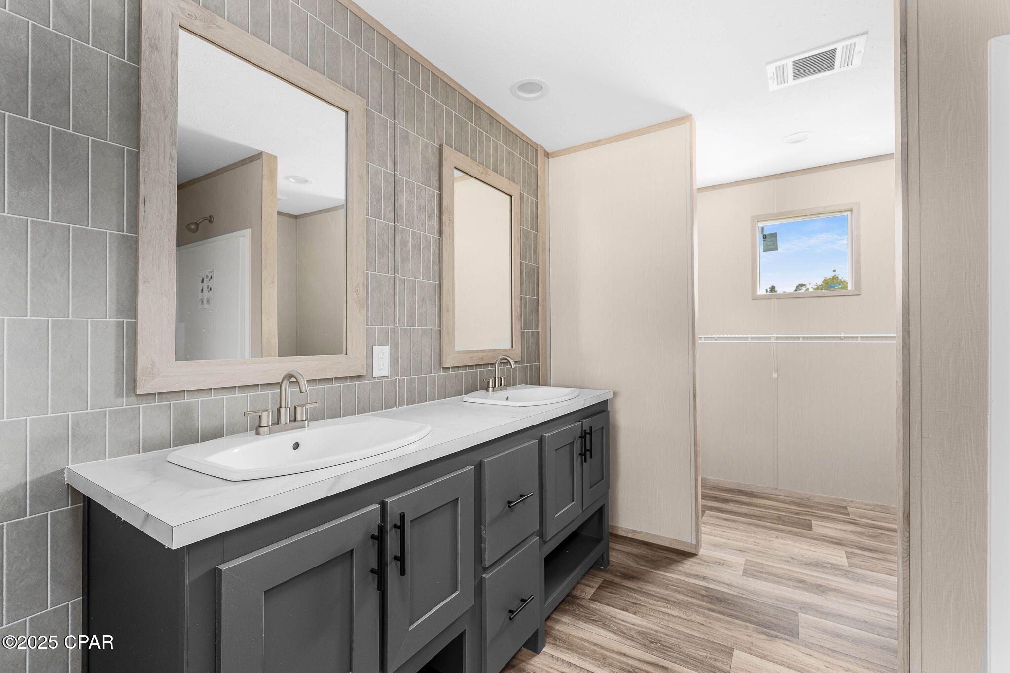 Image 9 For 6420 Oakenshaw Dr Drive