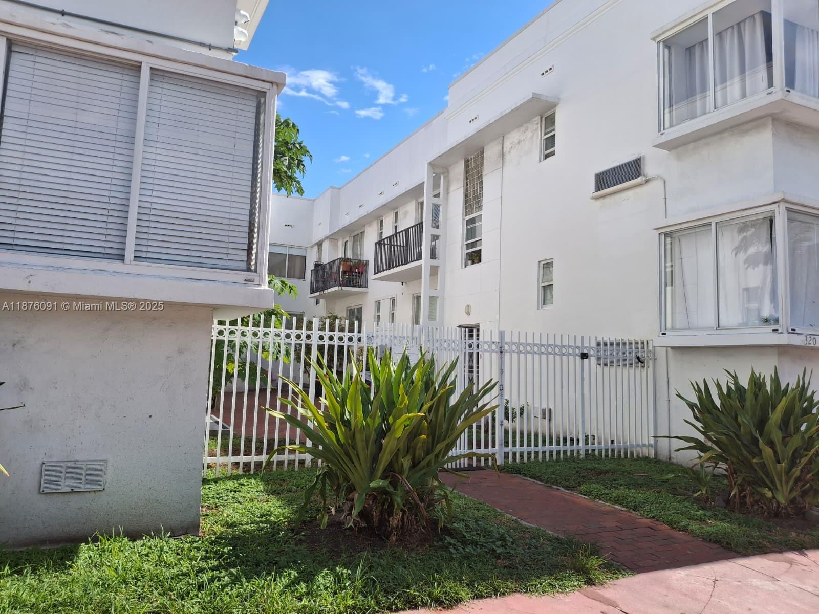 The Lofts At Abbott Condo