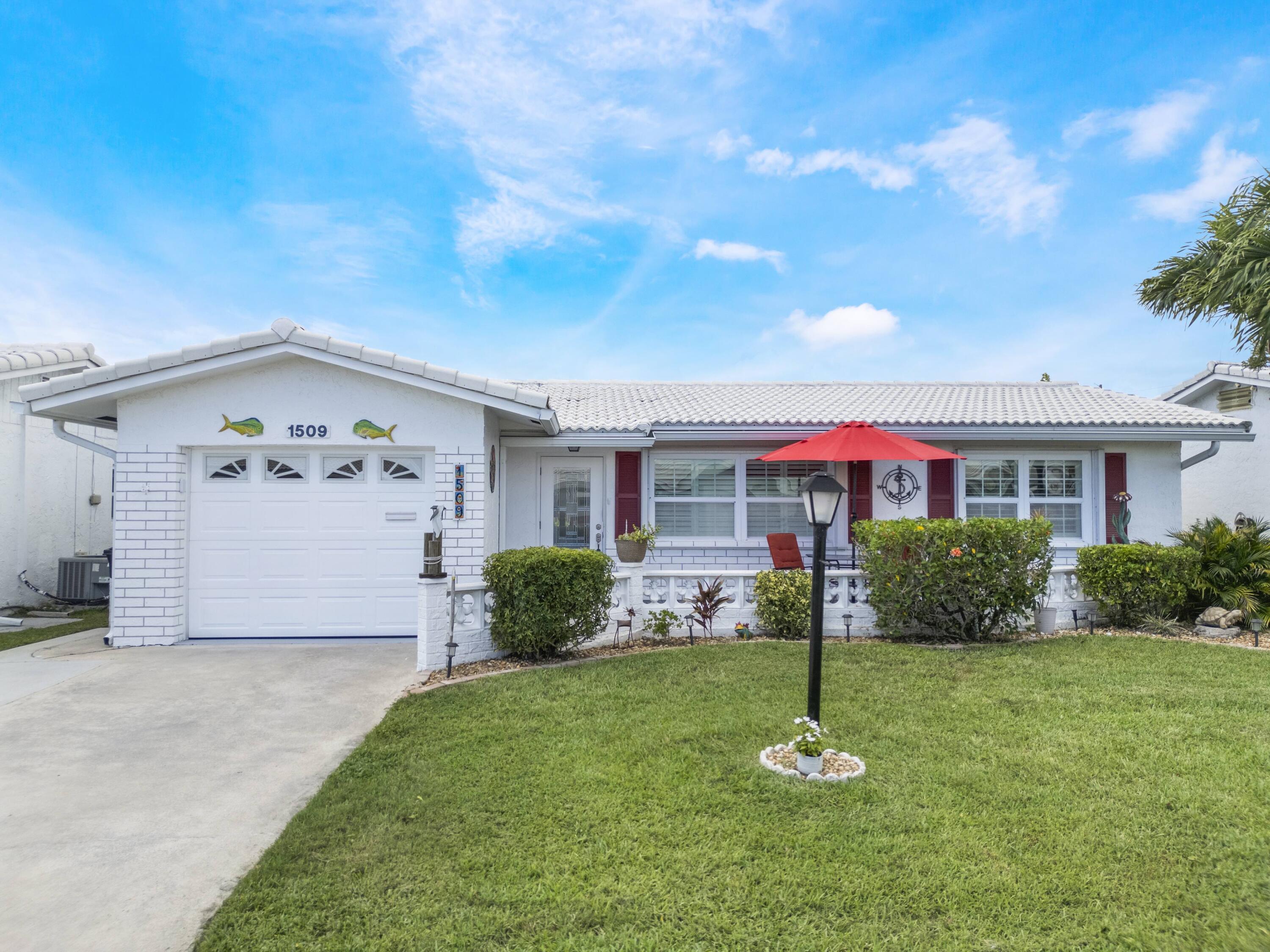 Palm Beach Leisureville S