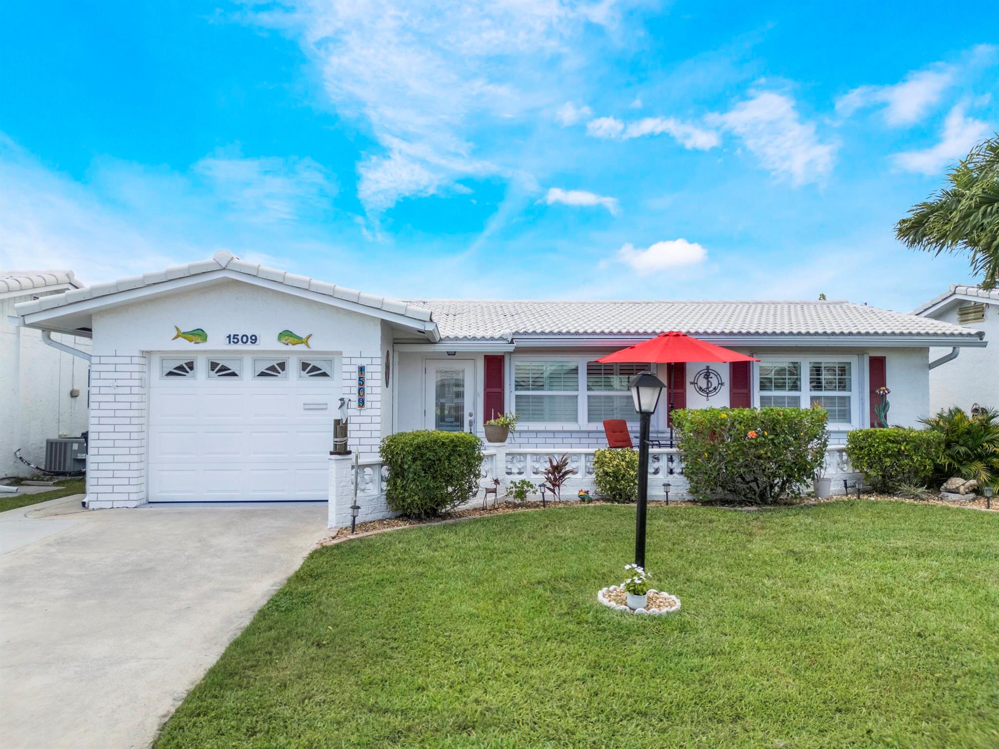 Palm Beach Leisureville S