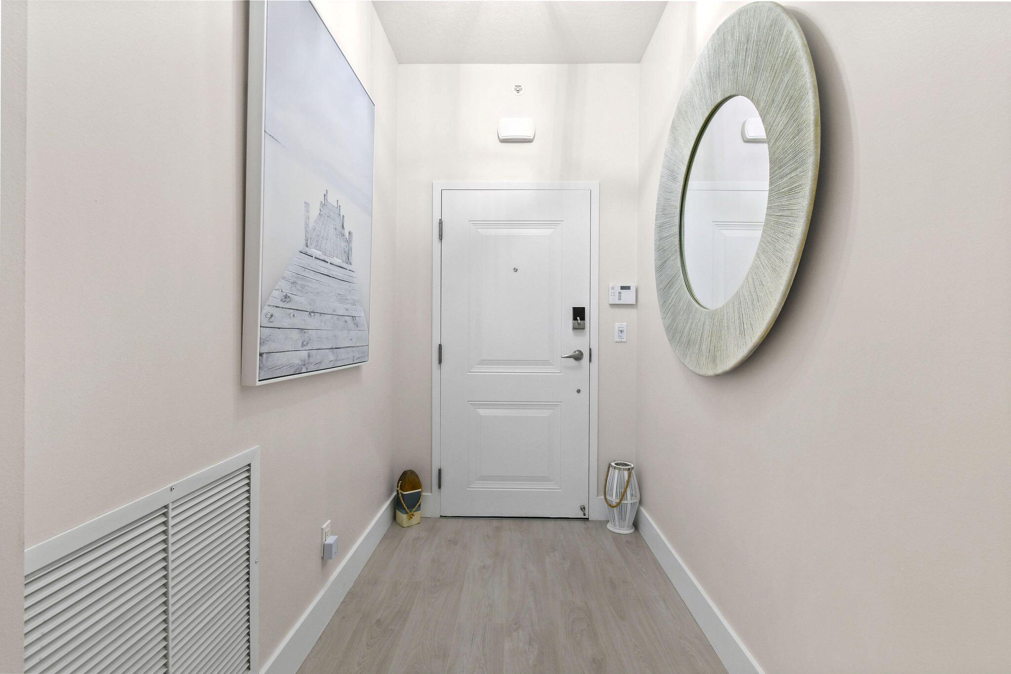 Homes for sale in Juno Beach, FL | 915 Bay Colony Dr S, Juno Beach, FL 33408 | MLS# R11122769