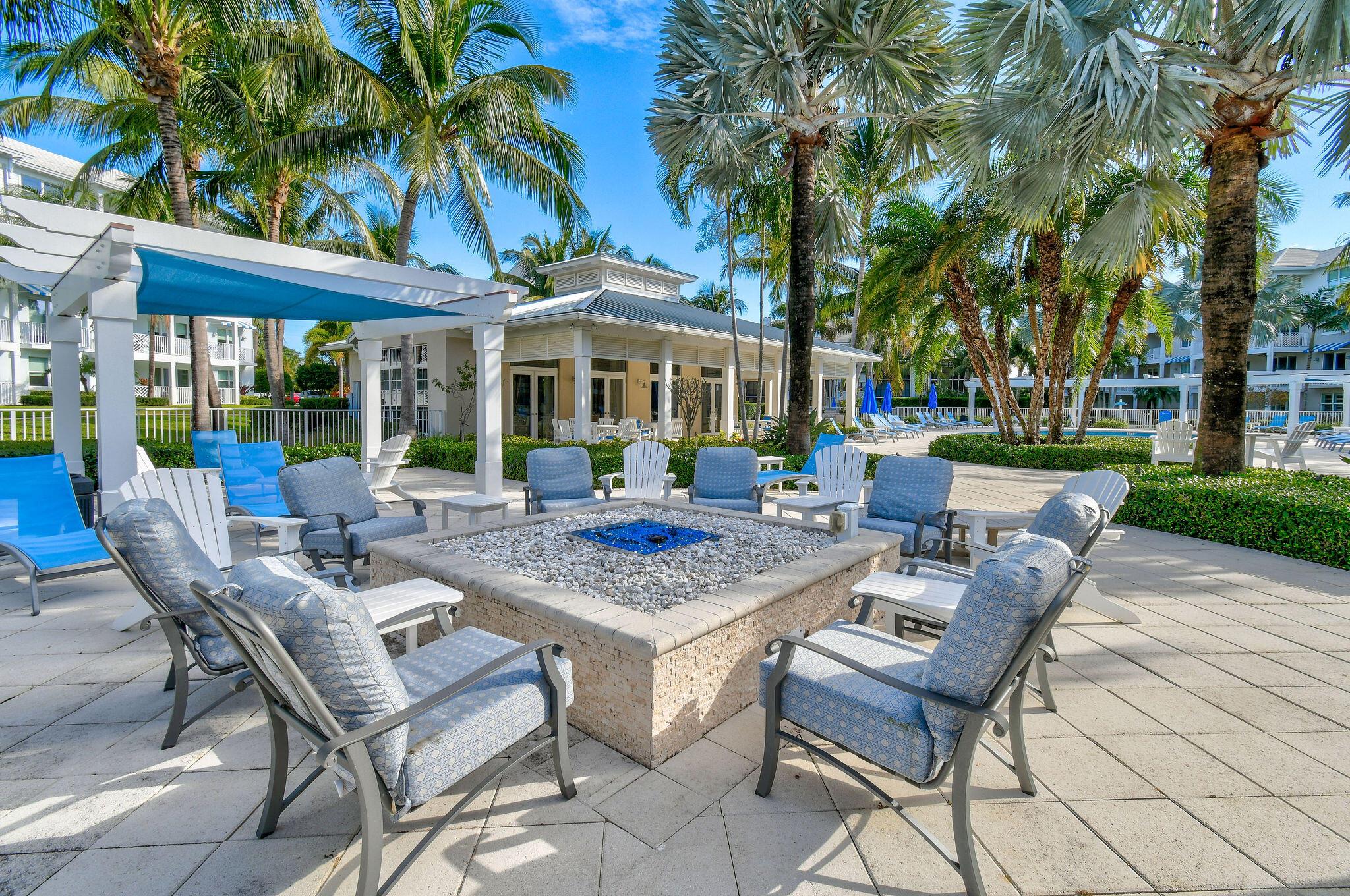 Homes for sale in Juno Beach, FL | 915 Bay Colony Dr S, Juno Beach, FL 33408 | MLS# R11122769