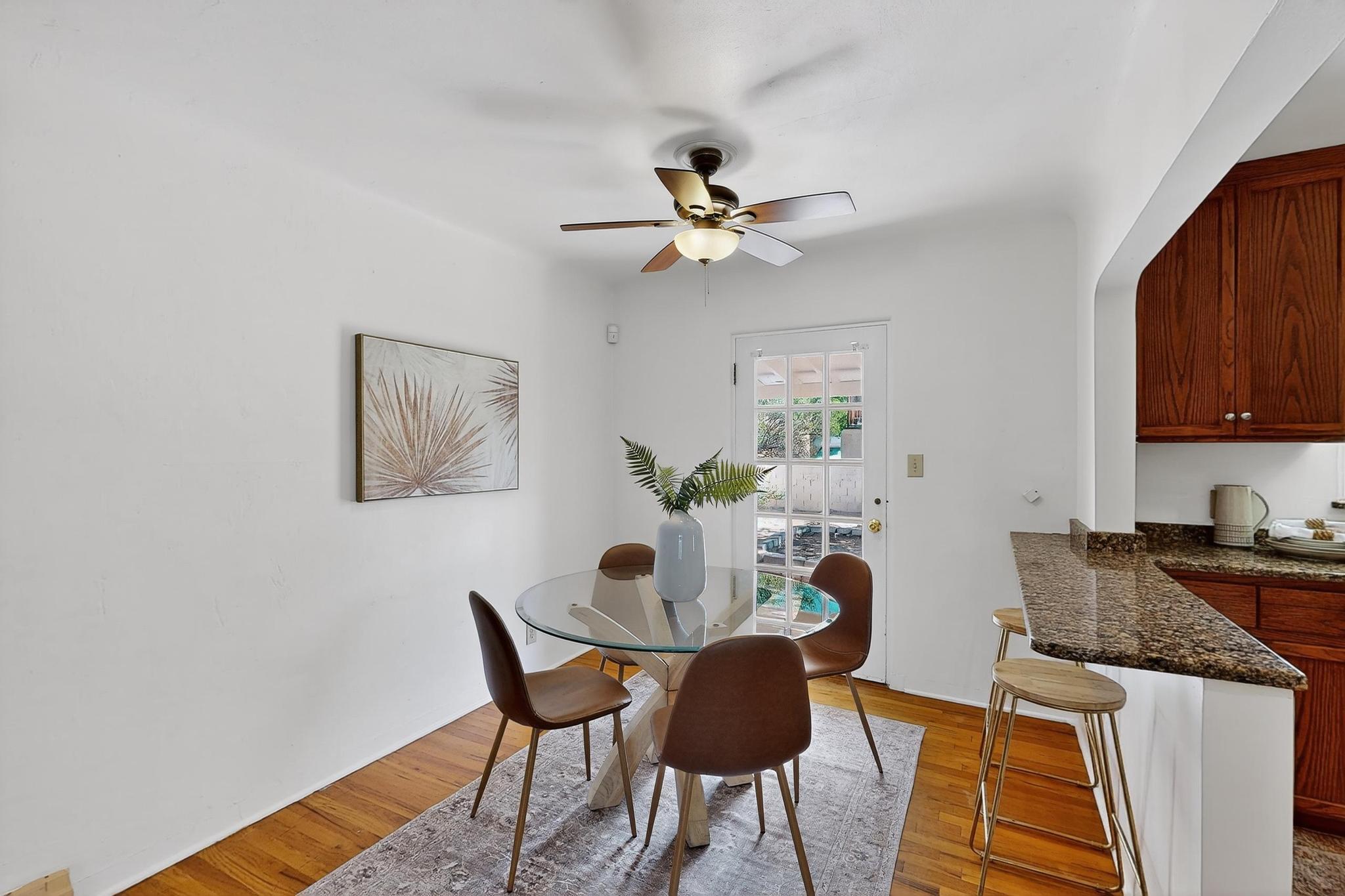 2916 Santa Clara Avenue SE Dining Room