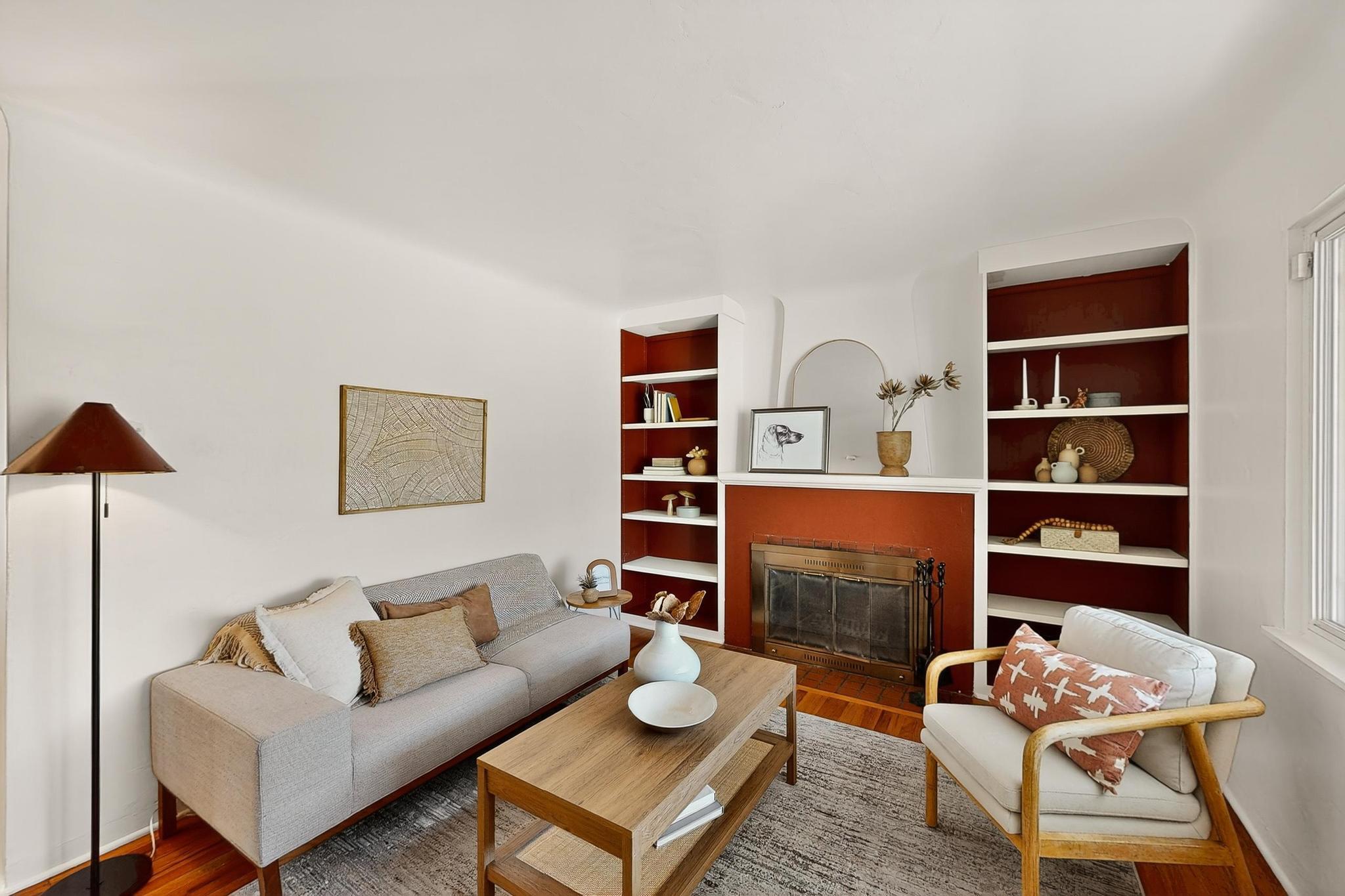 2916 Santa Clara Avenue SE Living Room