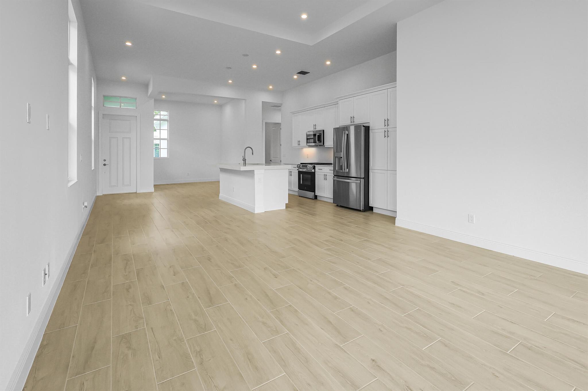 Homes for sale in Port St Lucie, FL | 213 Se Via Sangro, Port St Lucie, FL 34952 | MLS# R11122783