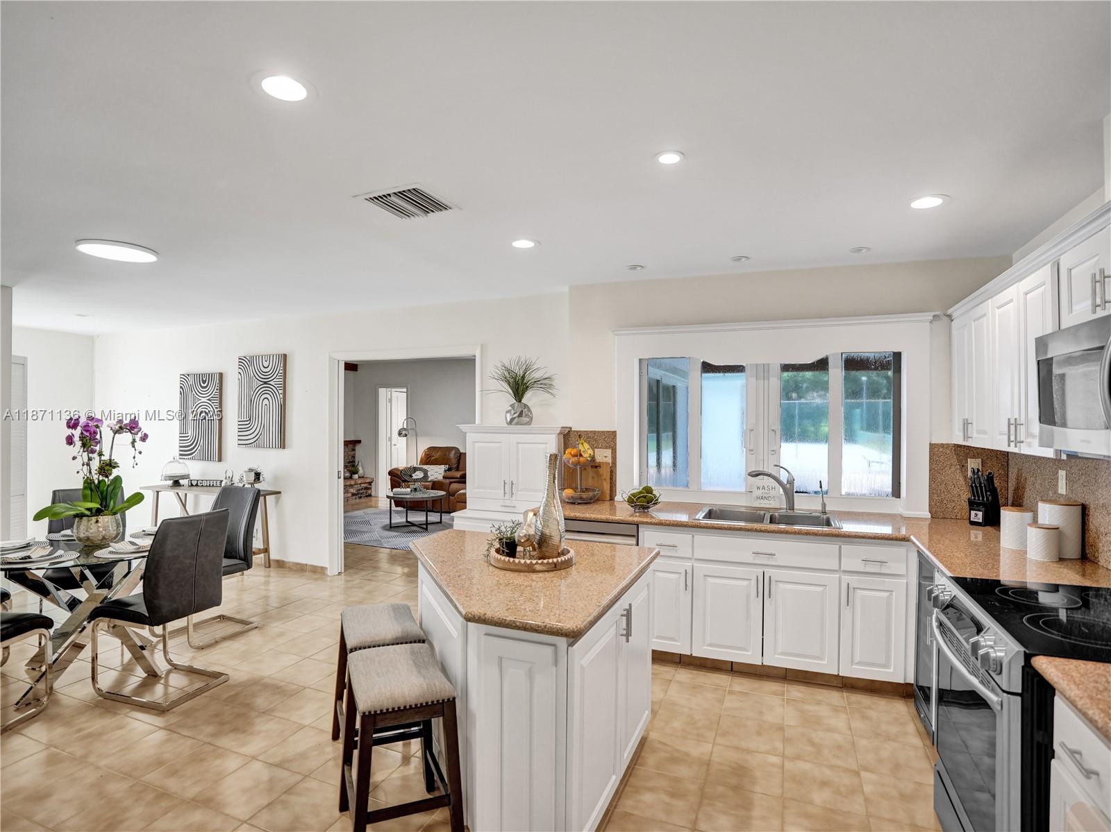 Homes for sale in Plantation, FL | 11300 Shady Lane, Plantation, FL 33325 | MLS# A11871136