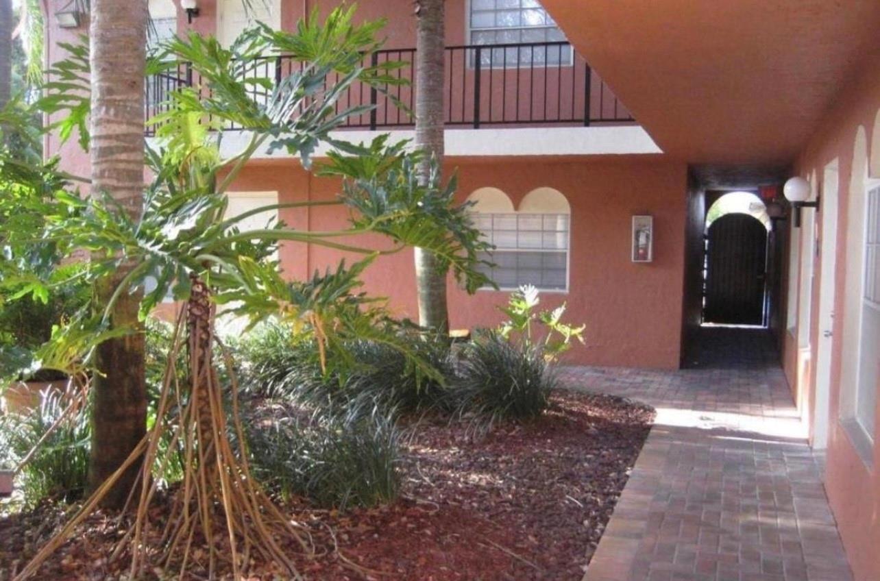 Homes for sale in Fort Lauderdale, FL | 1405 Miami Rd #9, Fort Lauderdale, FL 33316 | MLS# F10526002