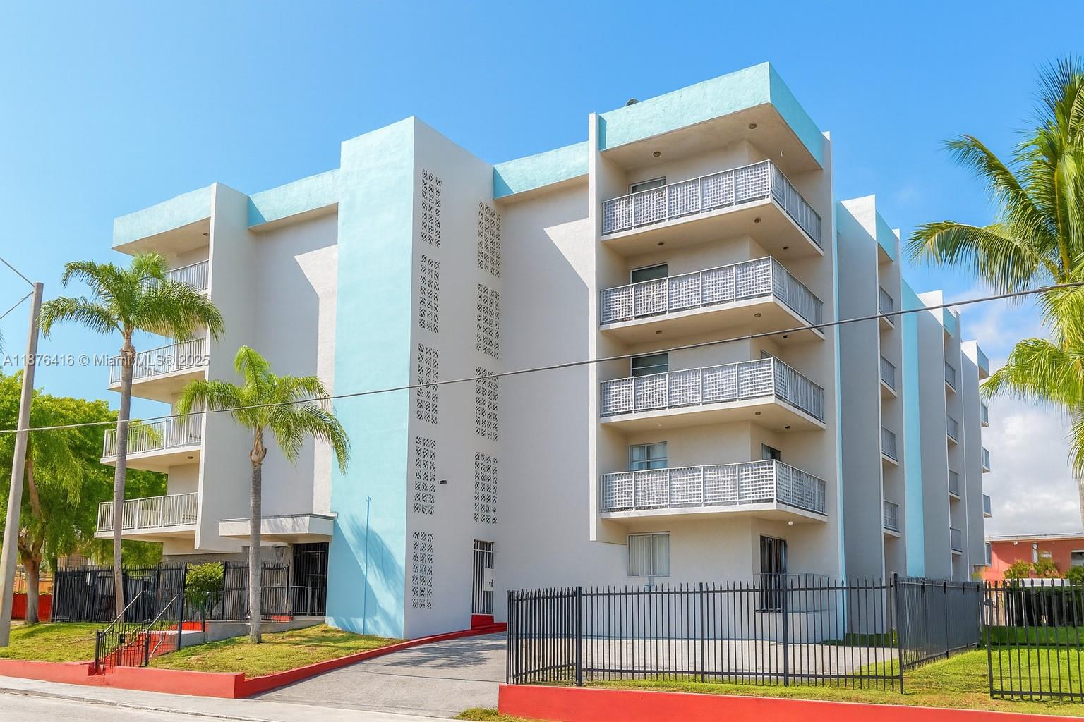 Las Palmas Condo