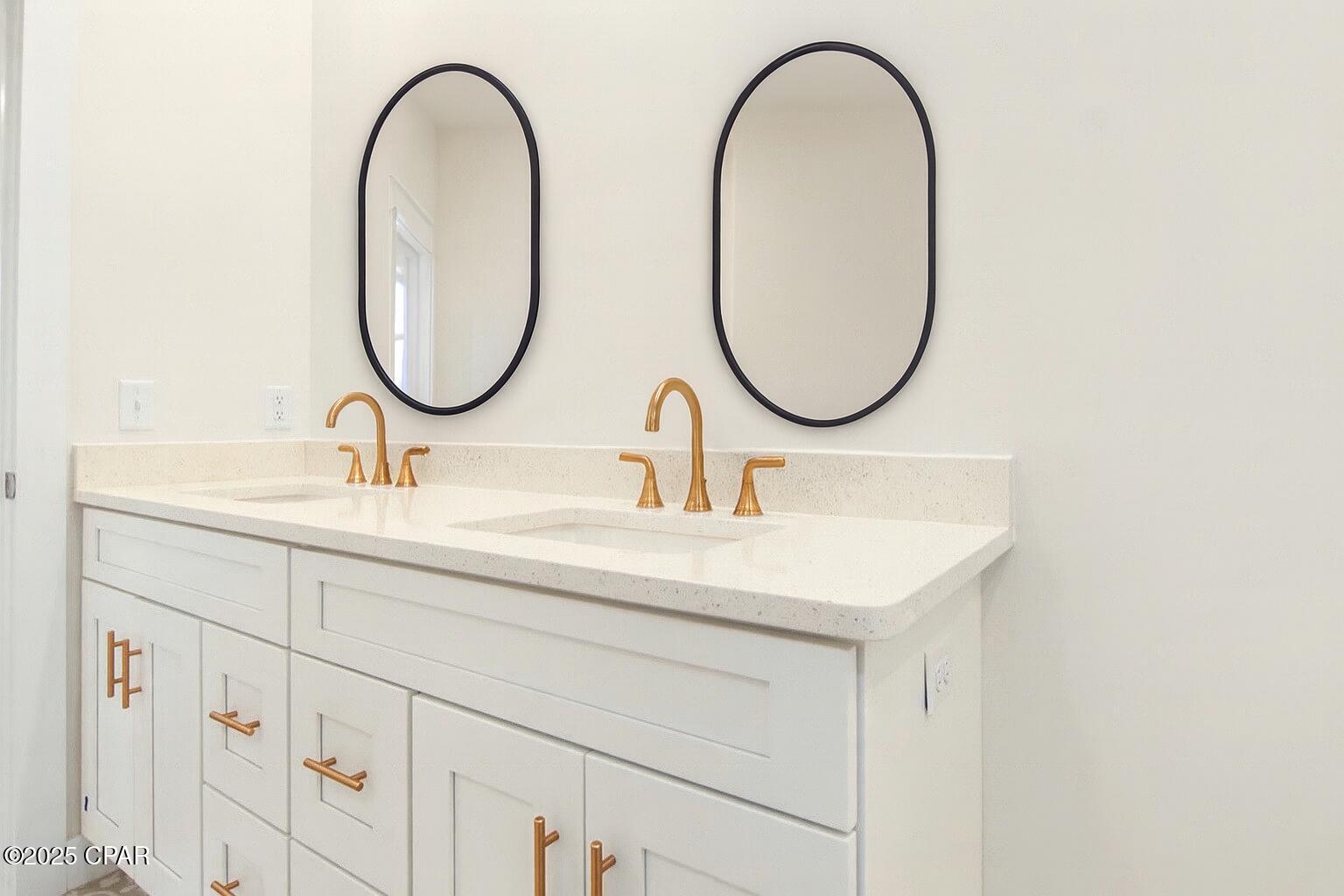 Image 13 For 2333 Cincinnati Avenue