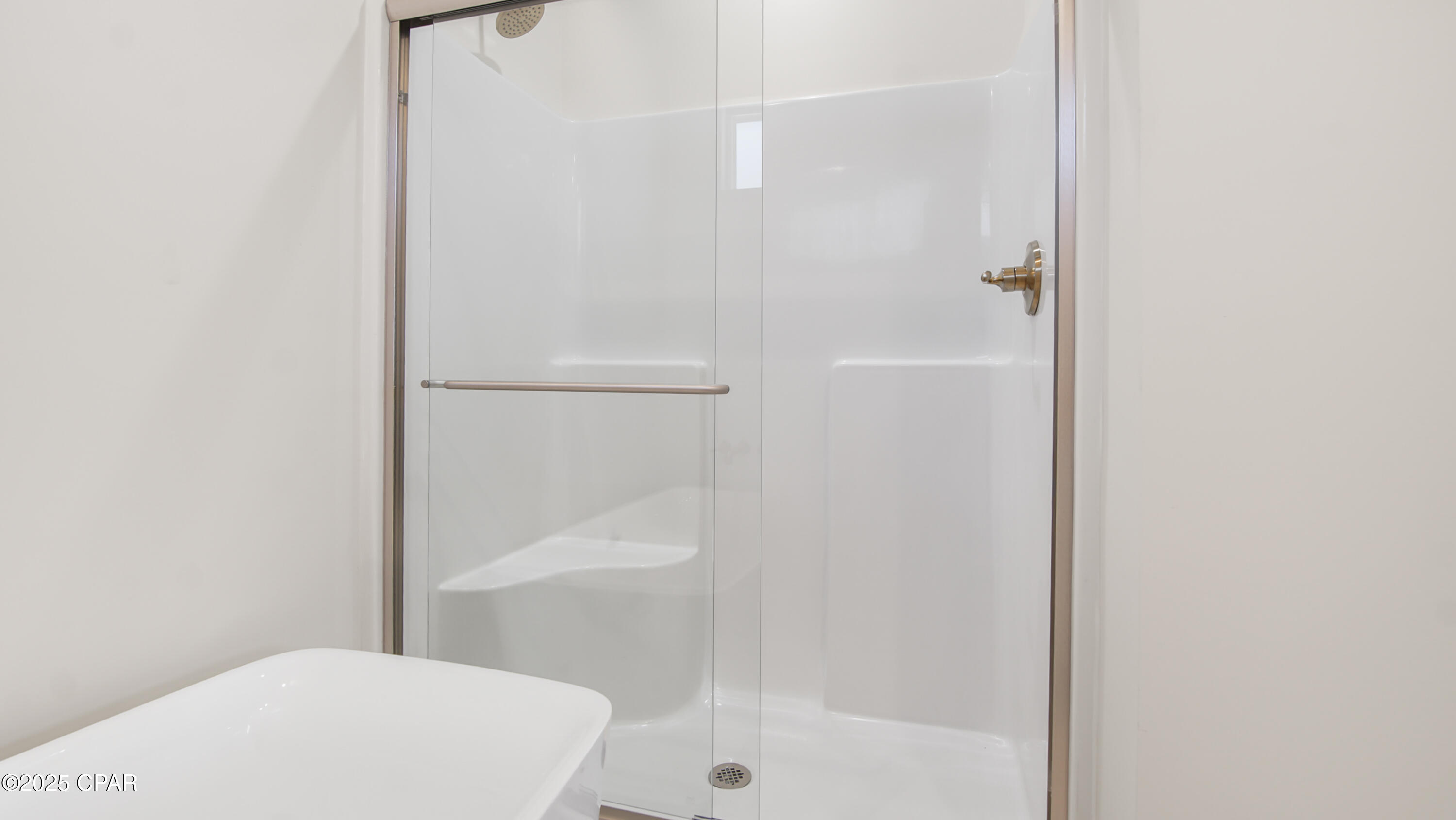 Image 15 For 2333 Cincinnati Avenue