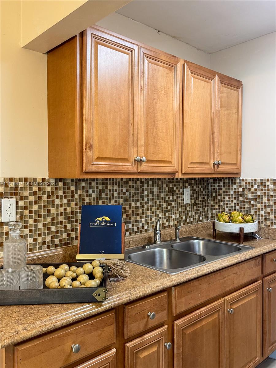 Warrenton House Condo