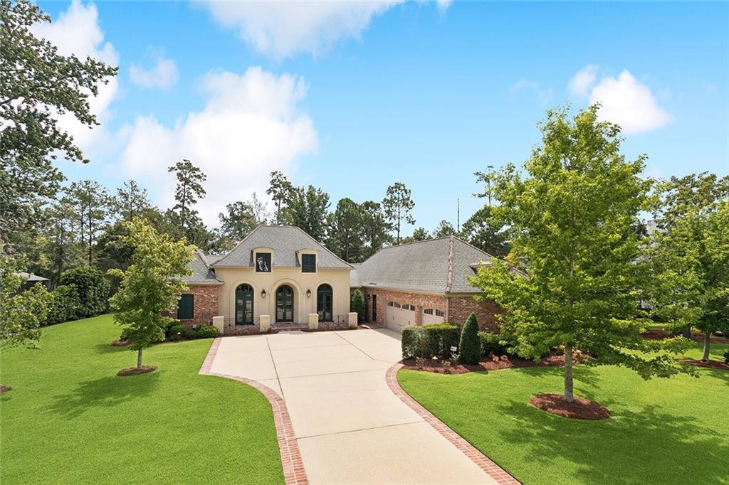 Homes for sale in Mandeville, LA | 5 Falcon Dr, Mandeville, LA 70471 | MLS# 2520654