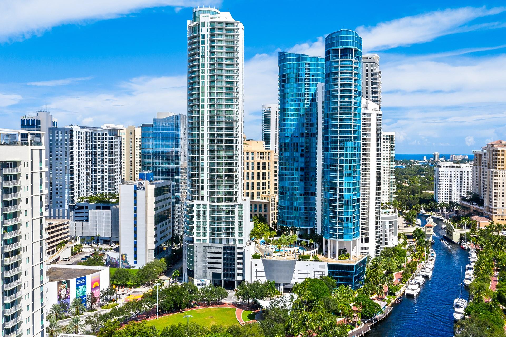 Condo for Sale in Fort Lauderdale, FL