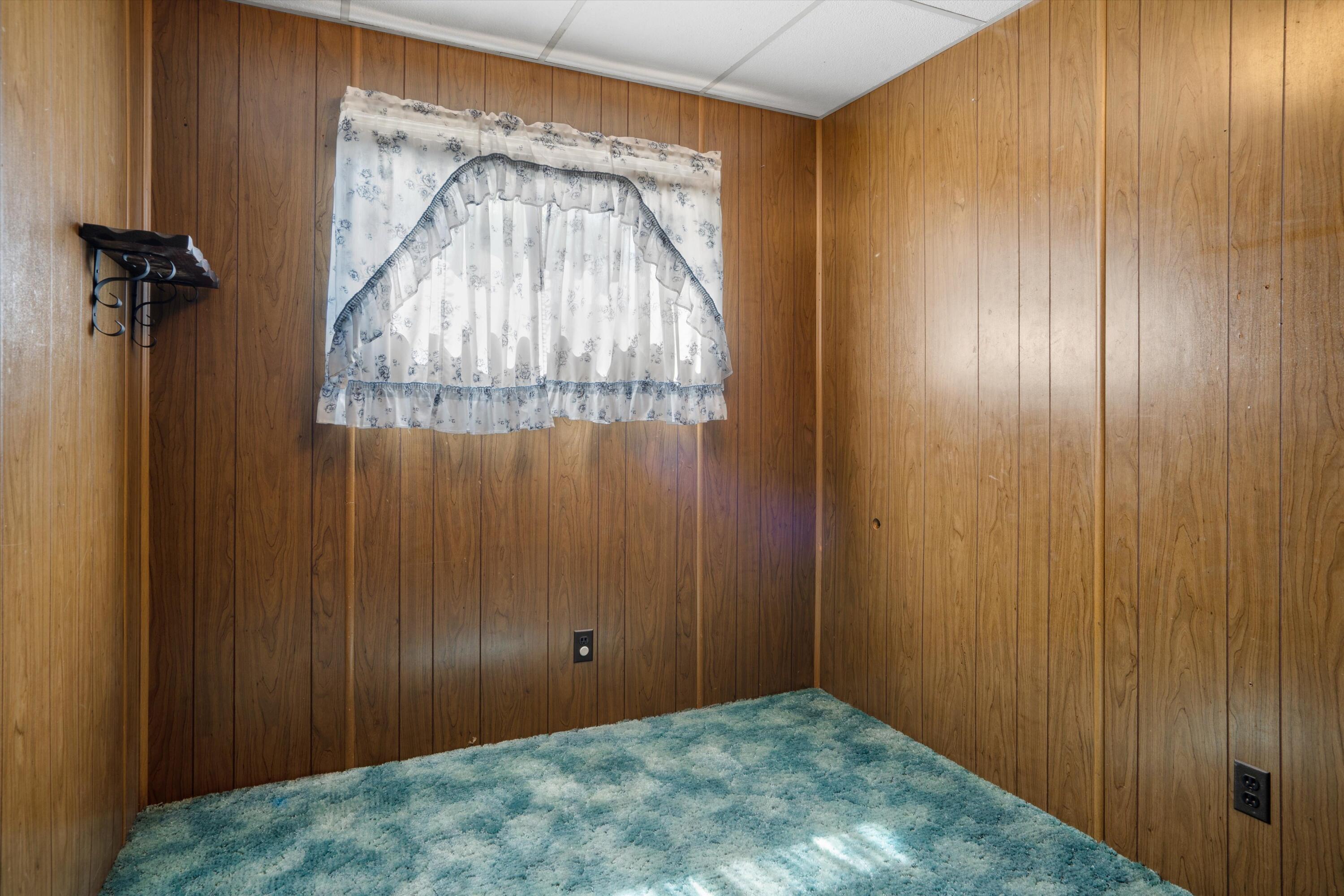 6831 JADE PARK Avenue NE Bedroom