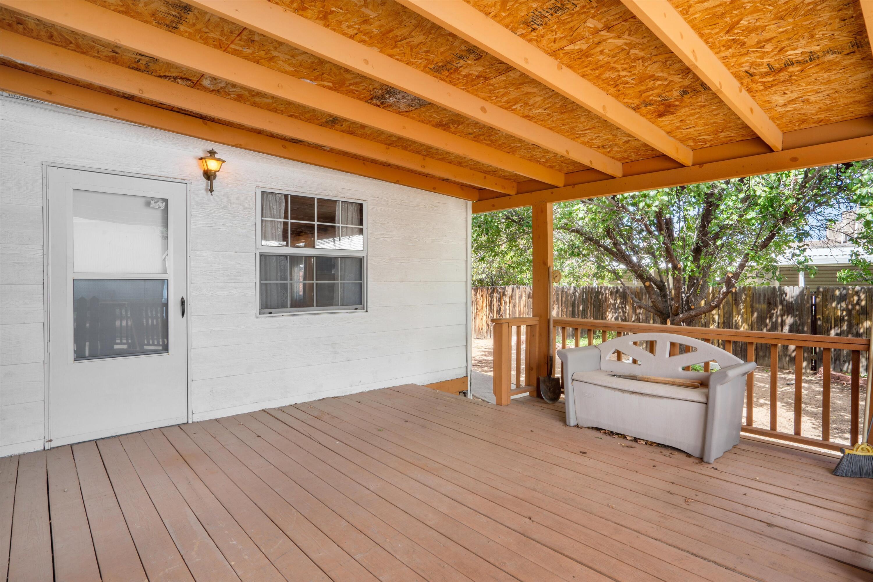 6831 JADE PARK Avenue NE Patio