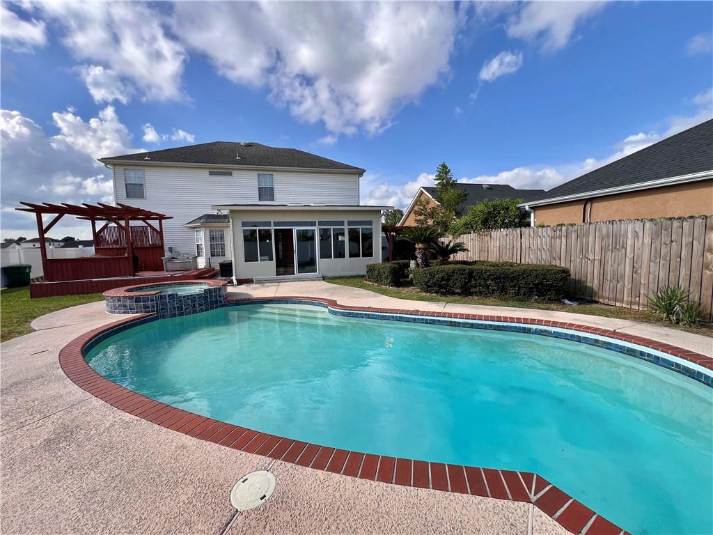 2153 Sutherland Place