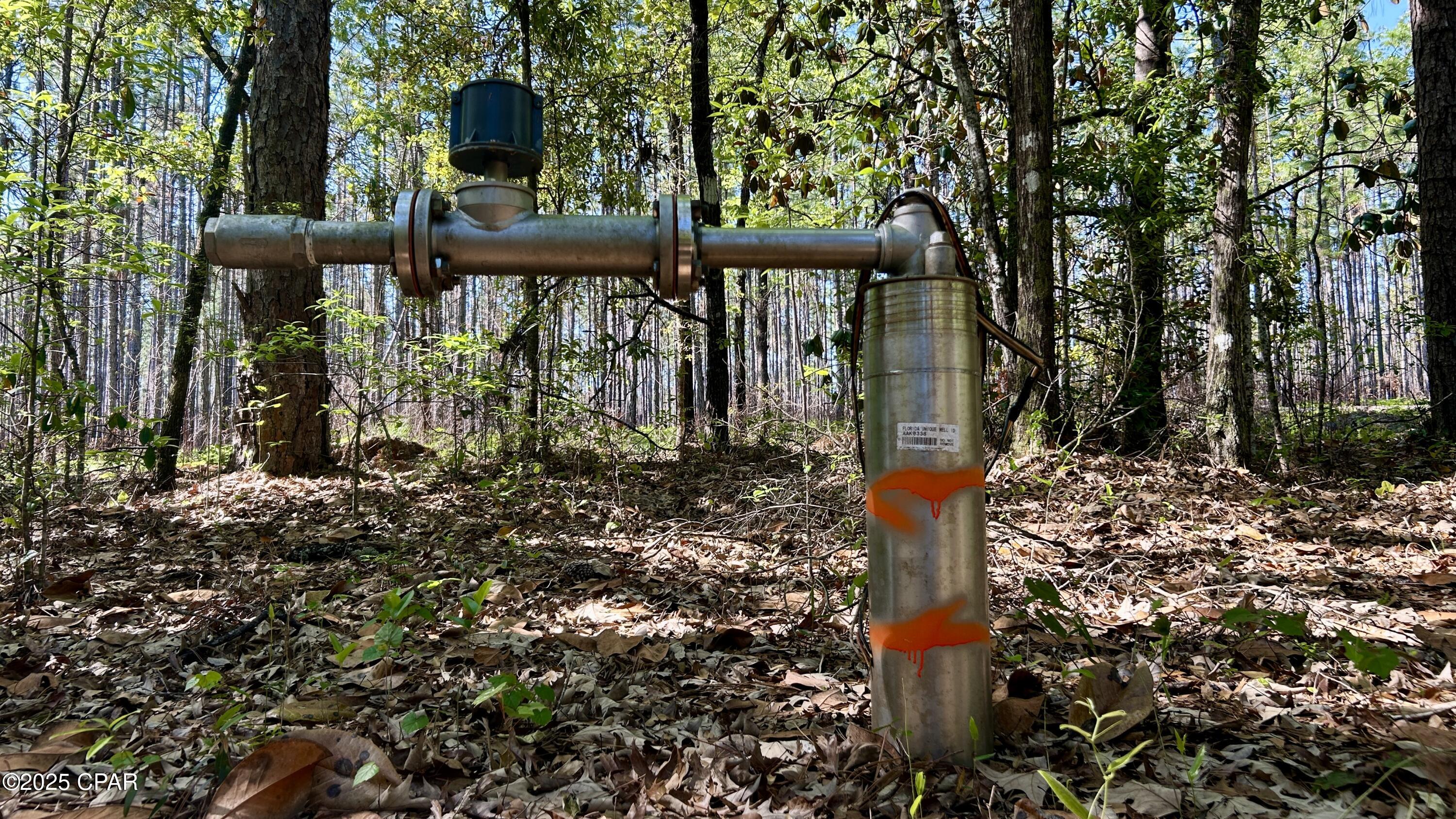 Listing photo id 9 for 4264 Cleveland Road