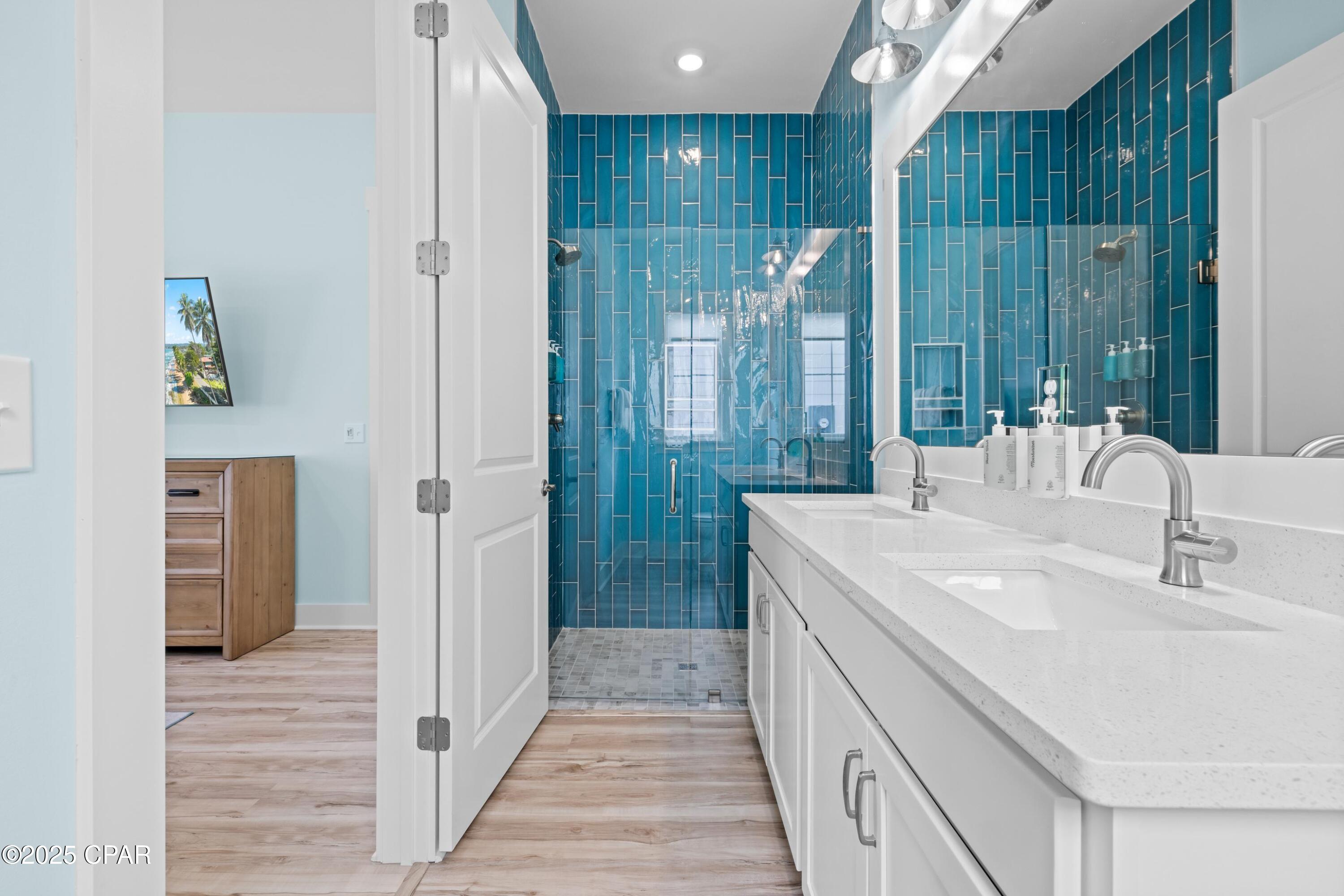 Image 38 For 135 Paradise Found Circle