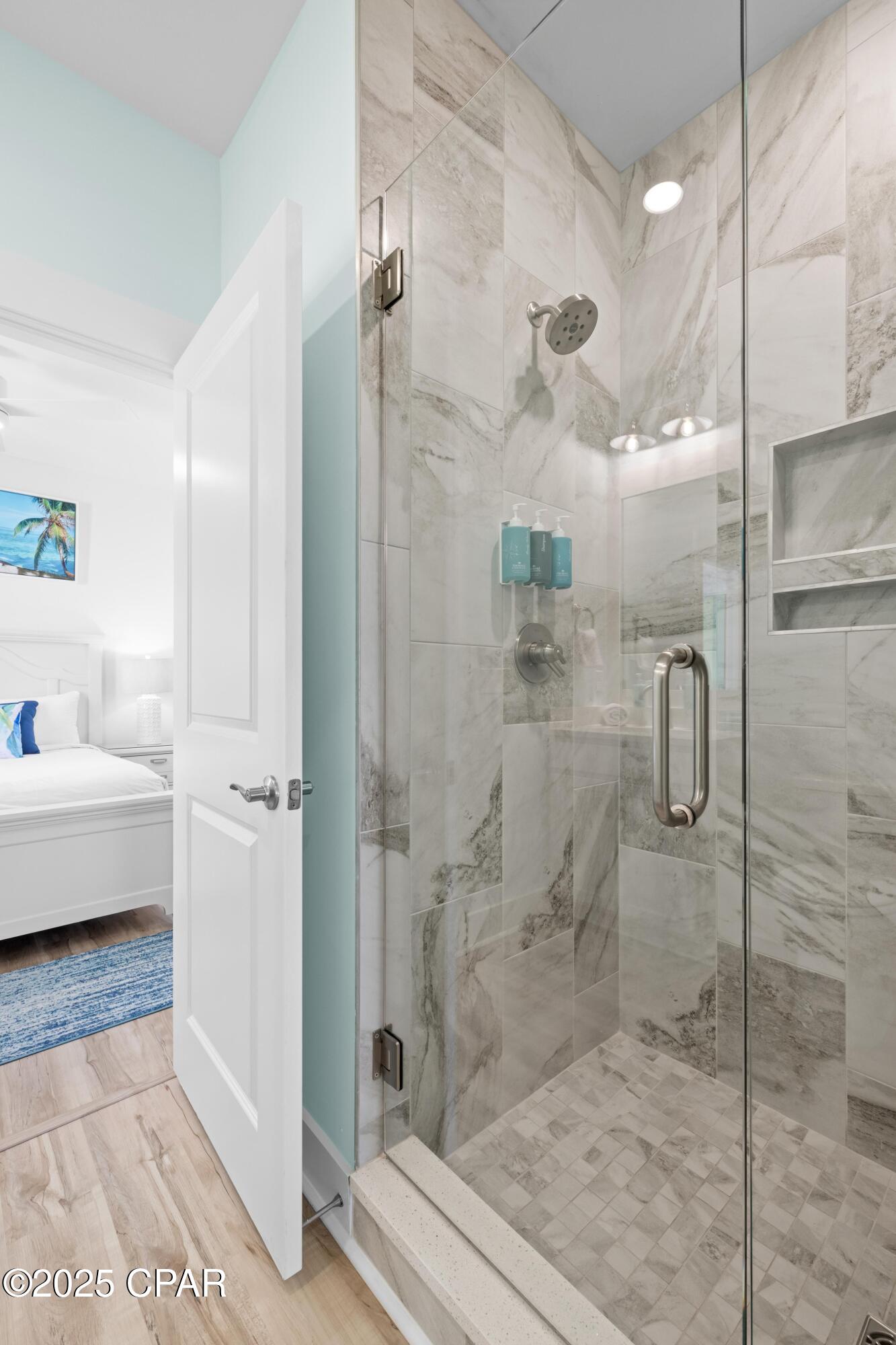 Image 51 For 135 Paradise Found Circle