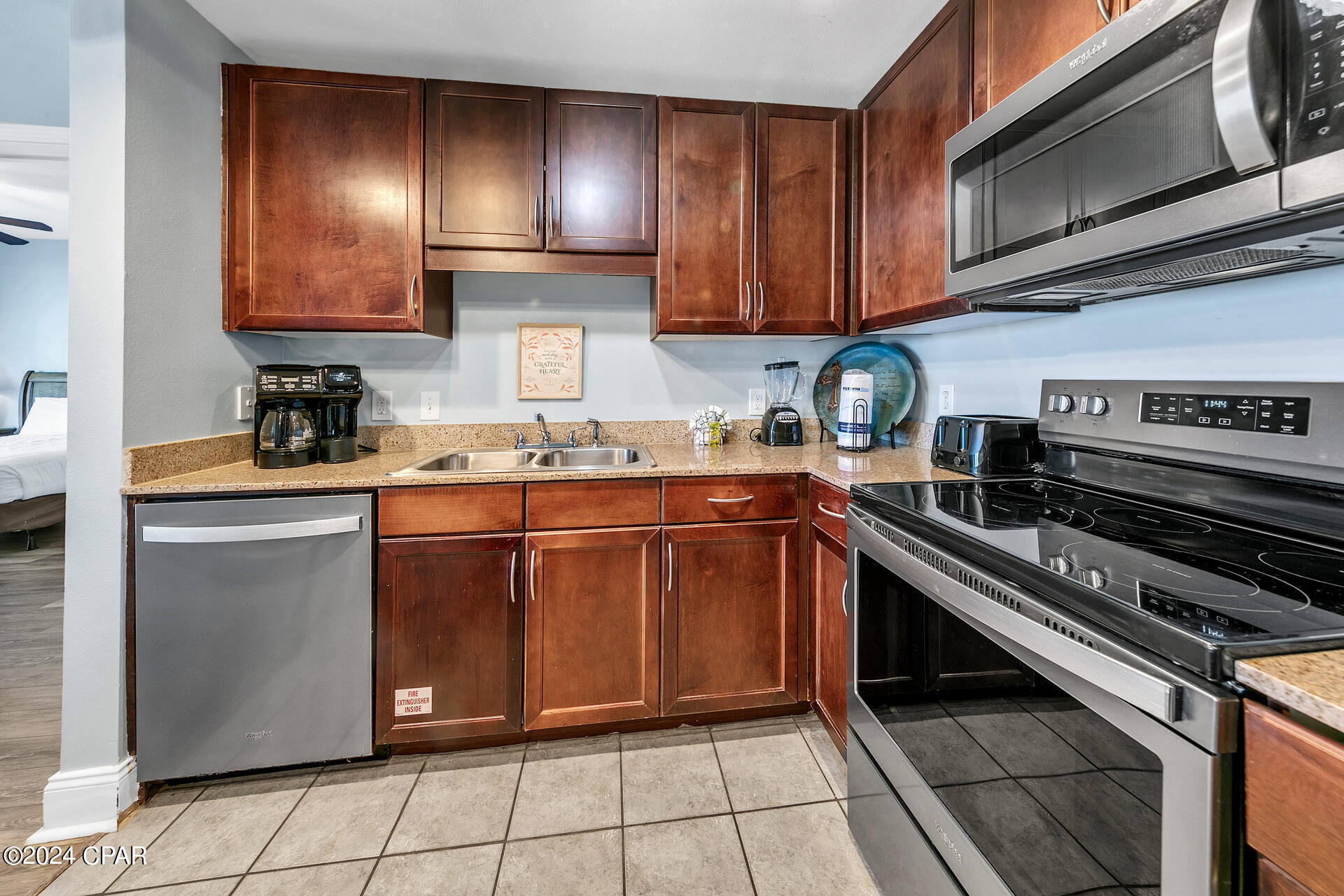 9860 S Thomas Drive 806