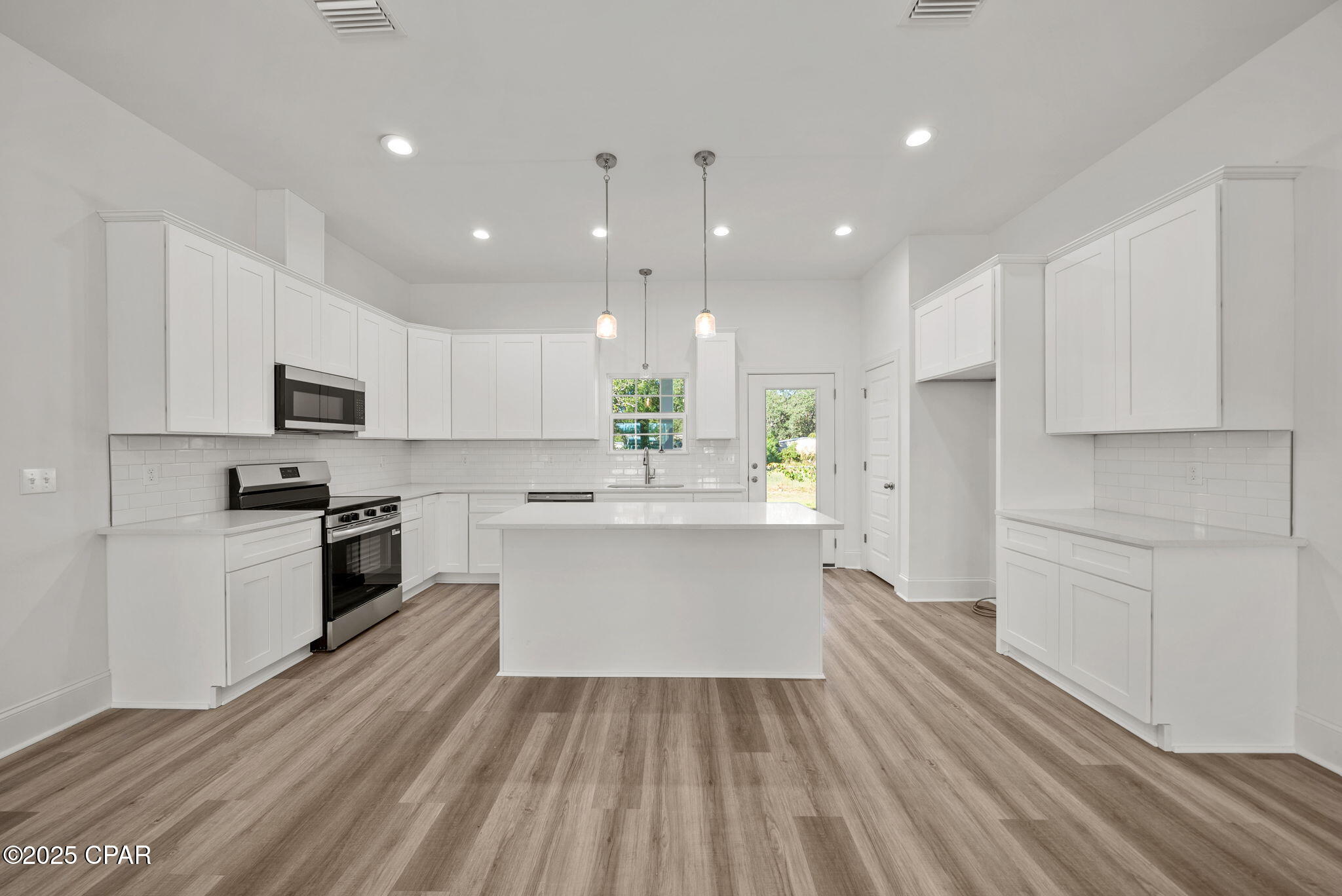 Image 13 For 7801 Ponderosa Street