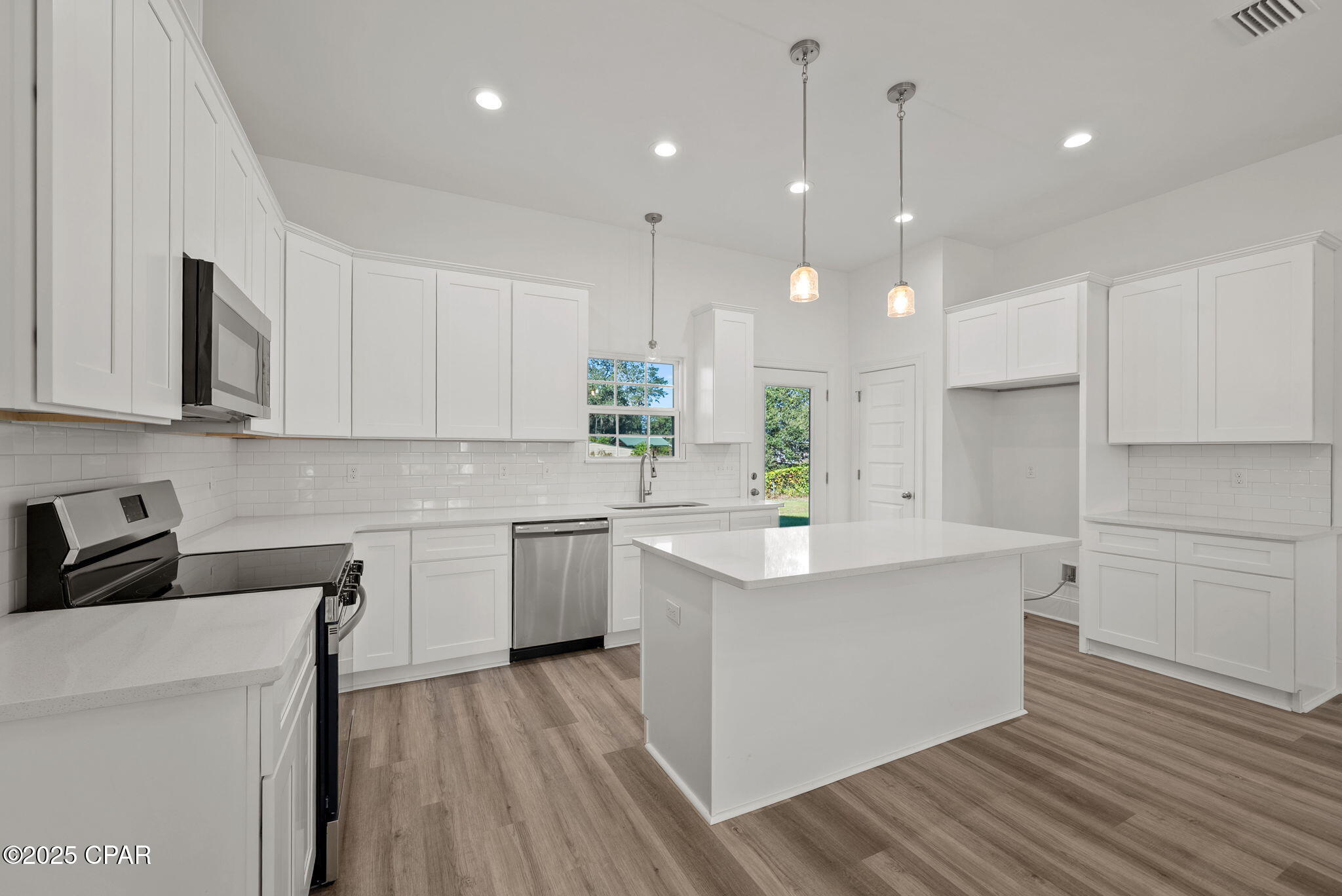 Image 17 For 7801 Ponderosa Street