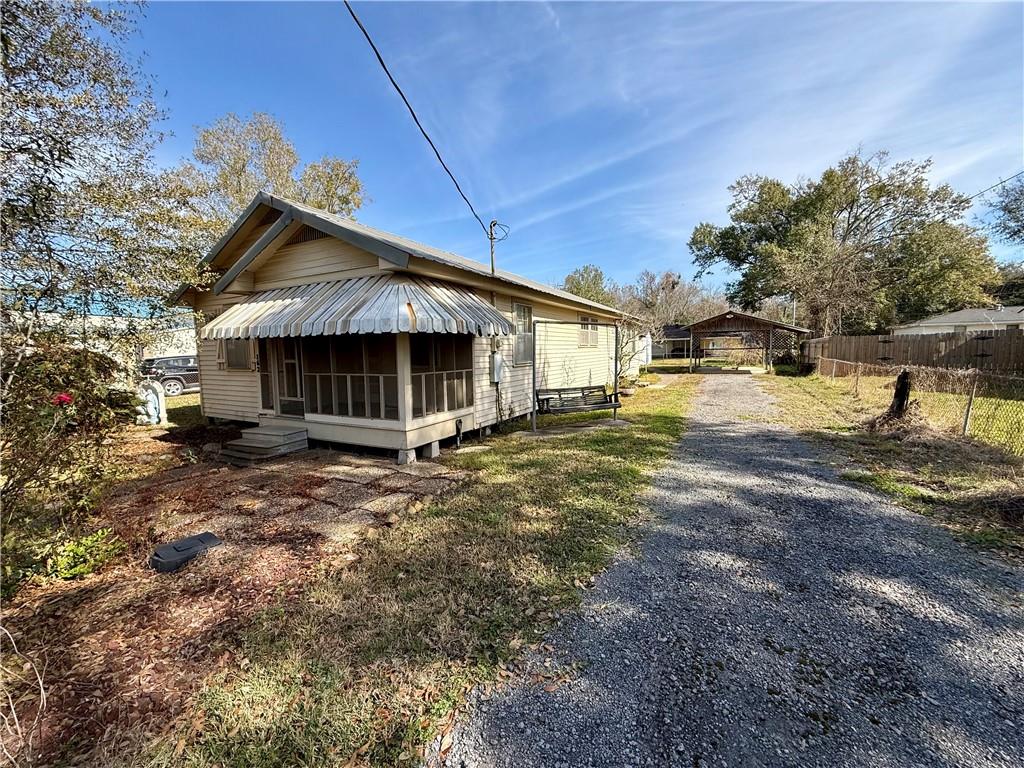Homes for sale in Garyville, LA | 162 N Apple St, Garyville, LA 70051 | MLS# 2520955