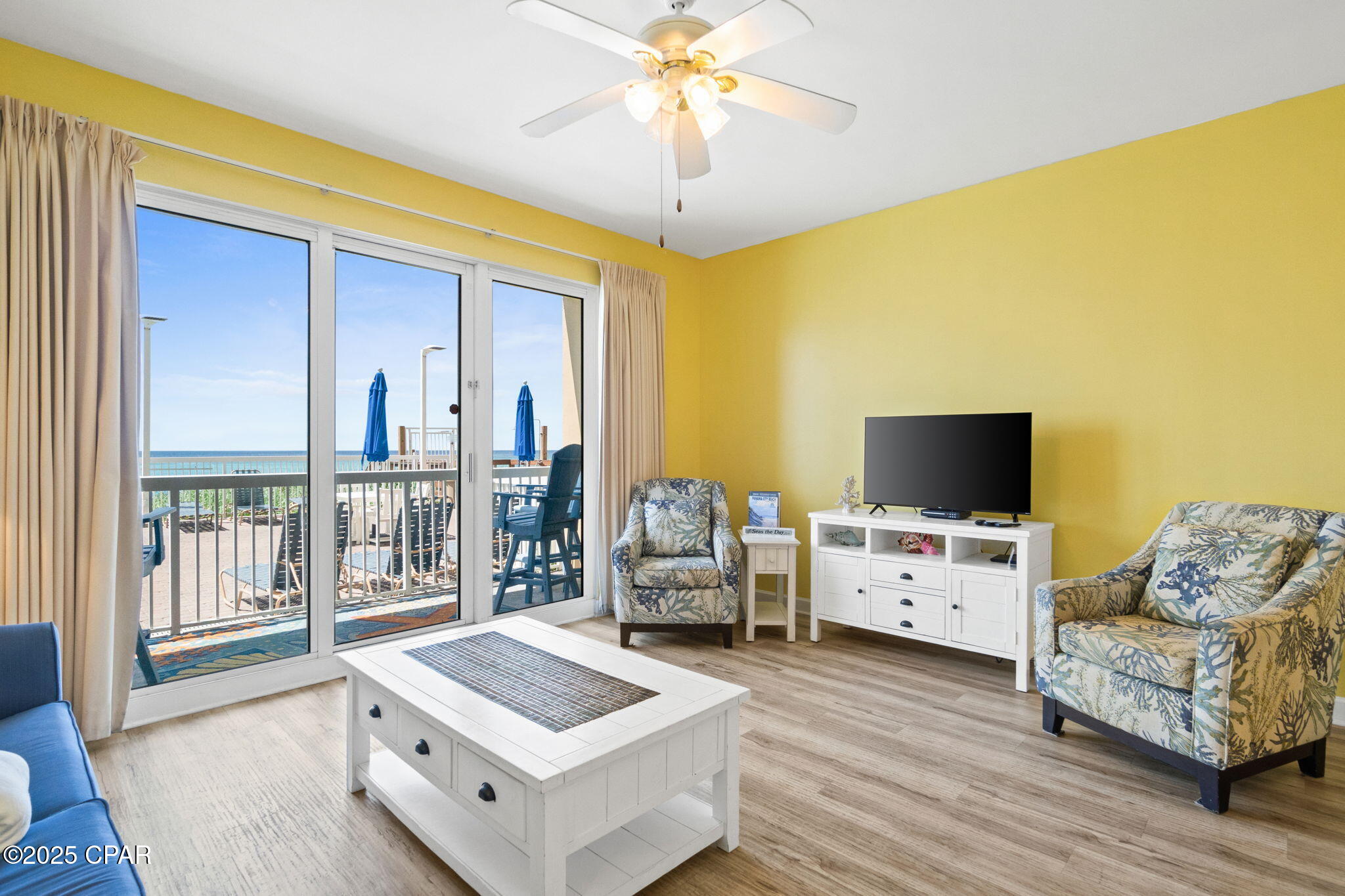 Image 3 For 5115 Gulf Drive 104