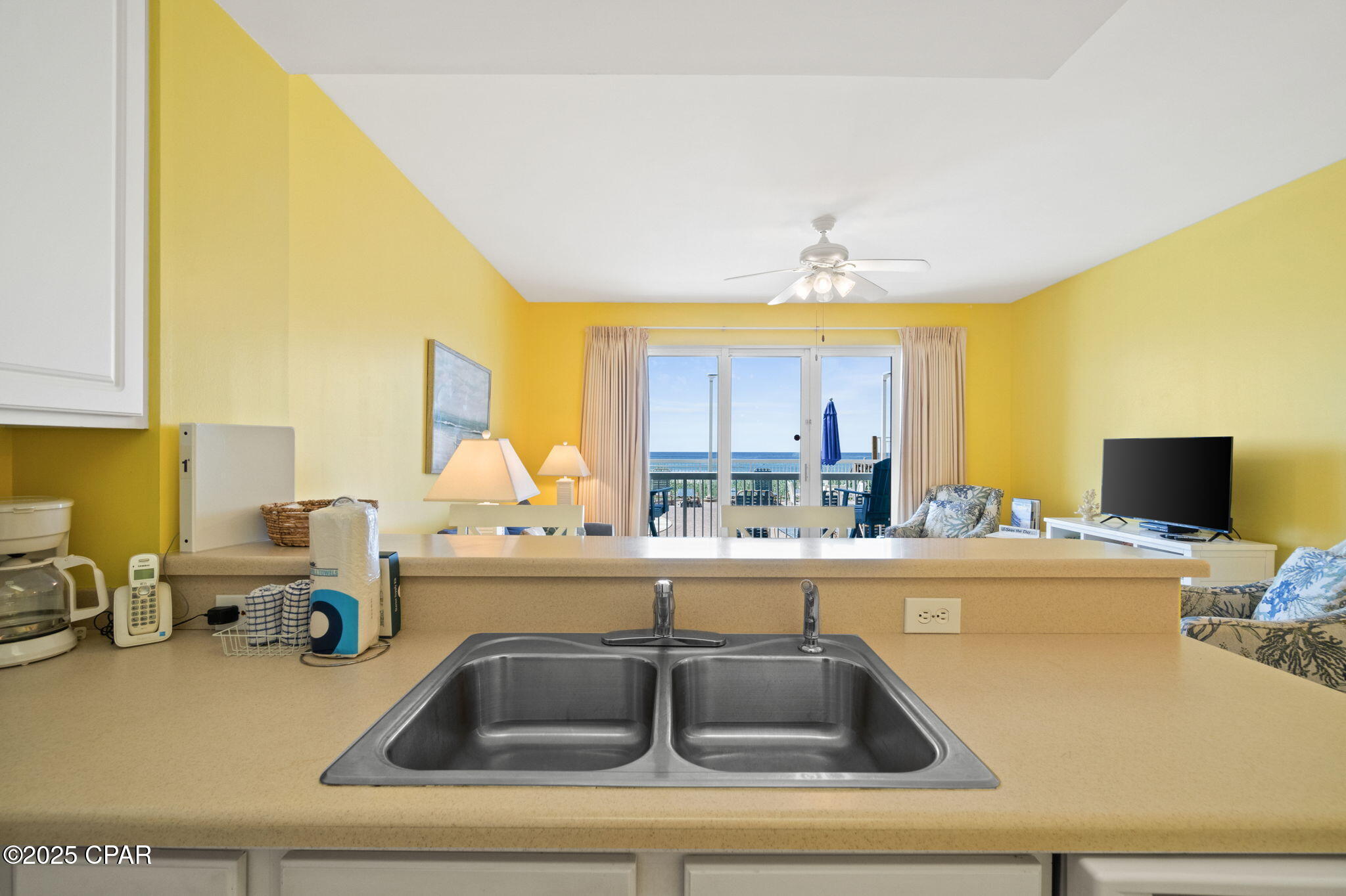 Image 9 For 5115 Gulf Drive 104