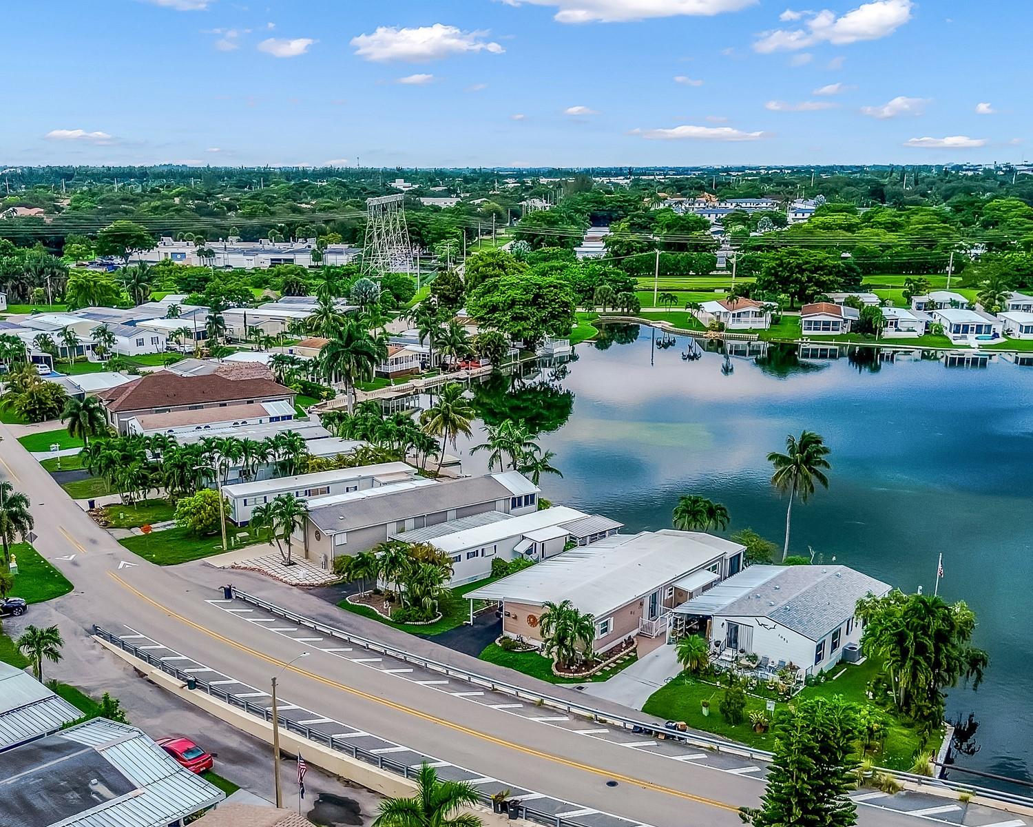 Homes for sale in Fort Lauderdale, FL | 3055 Lakeshore Dr, Fort Lauderdale, FL 33312 | MLS# F10525554