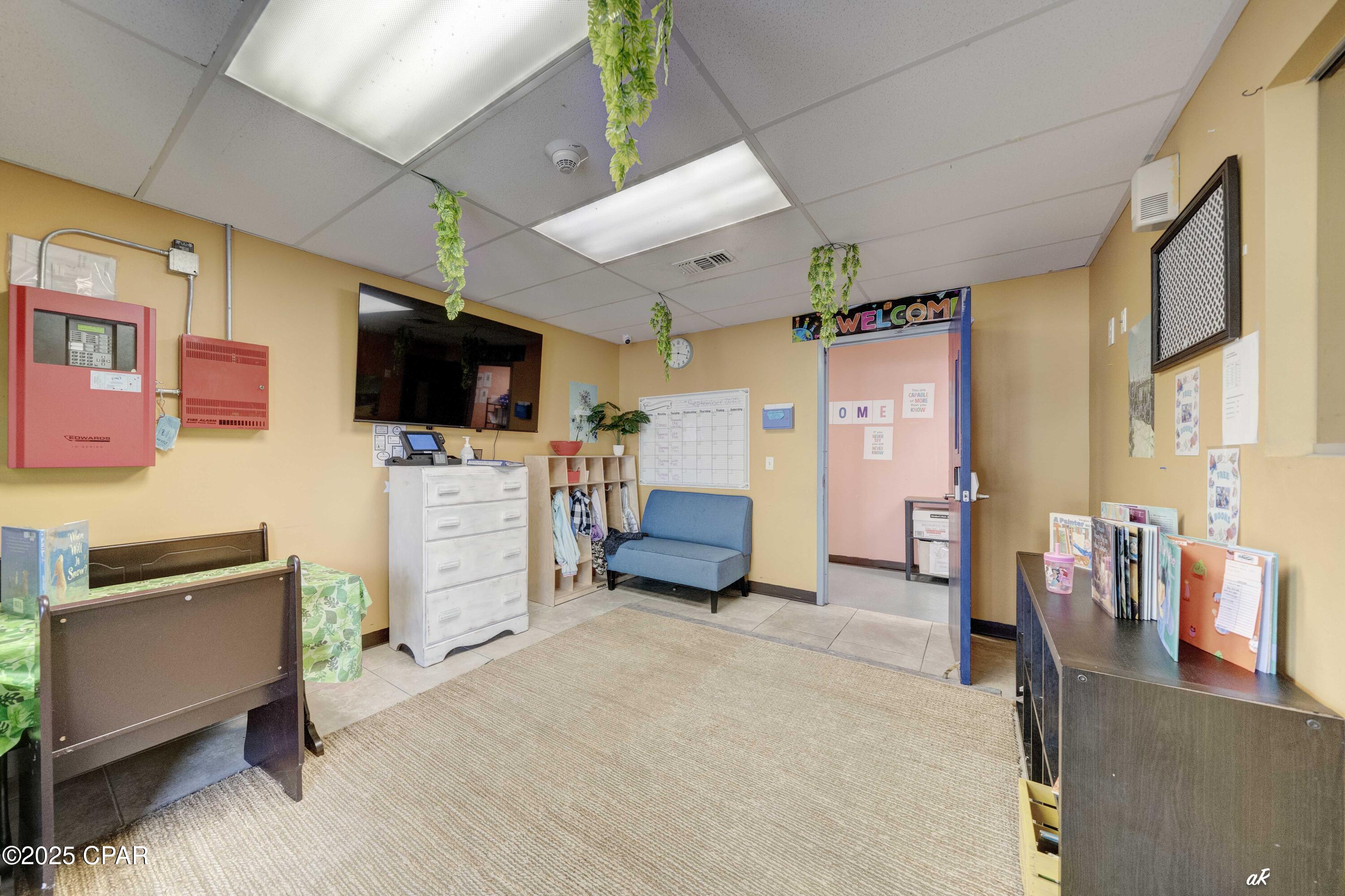 Listing photo id 21 for 1712 Beck Avenue