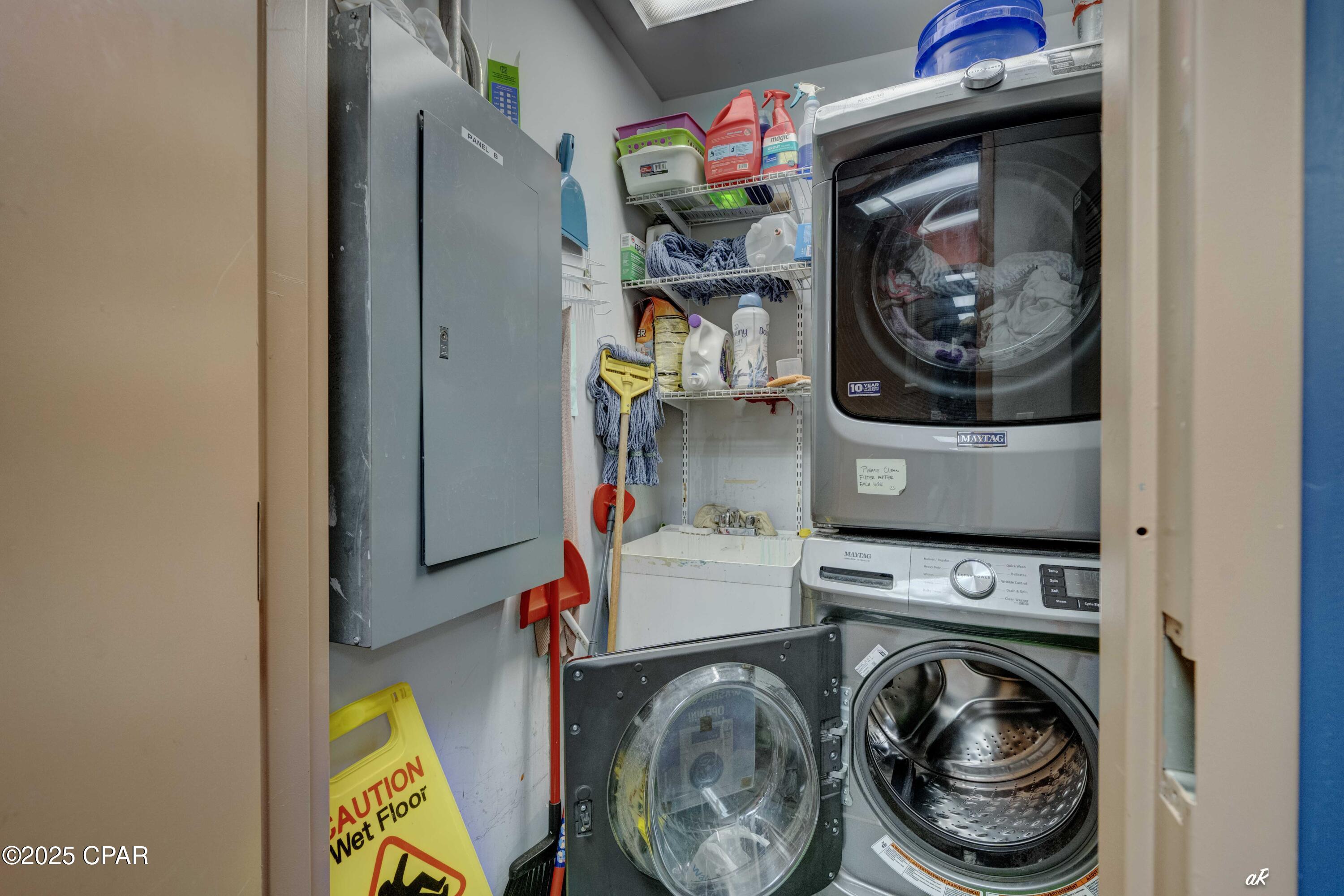 Listing photo id 28 for 1712 Beck Avenue