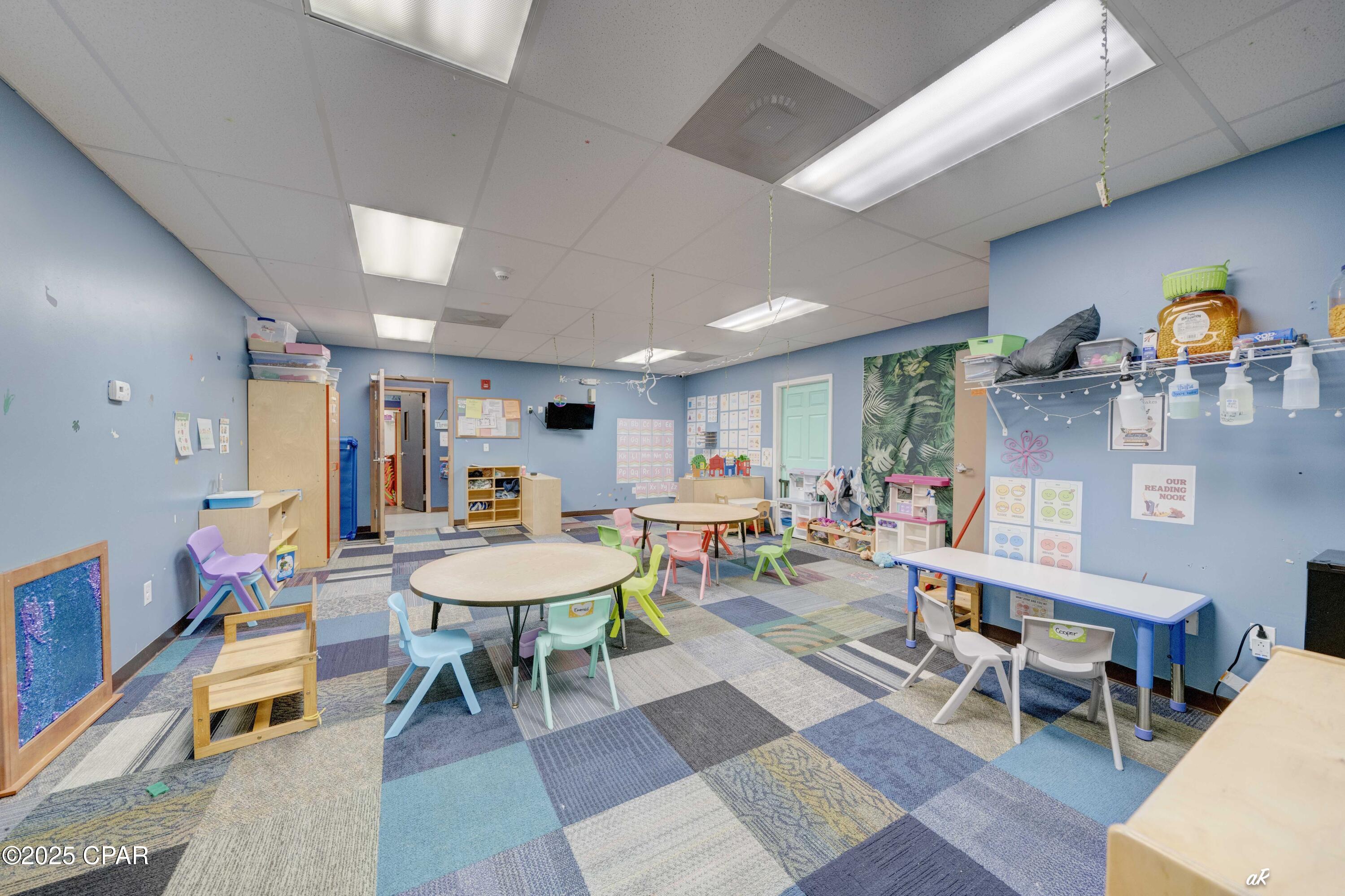 Listing photo id 38 for 1712 Beck Avenue