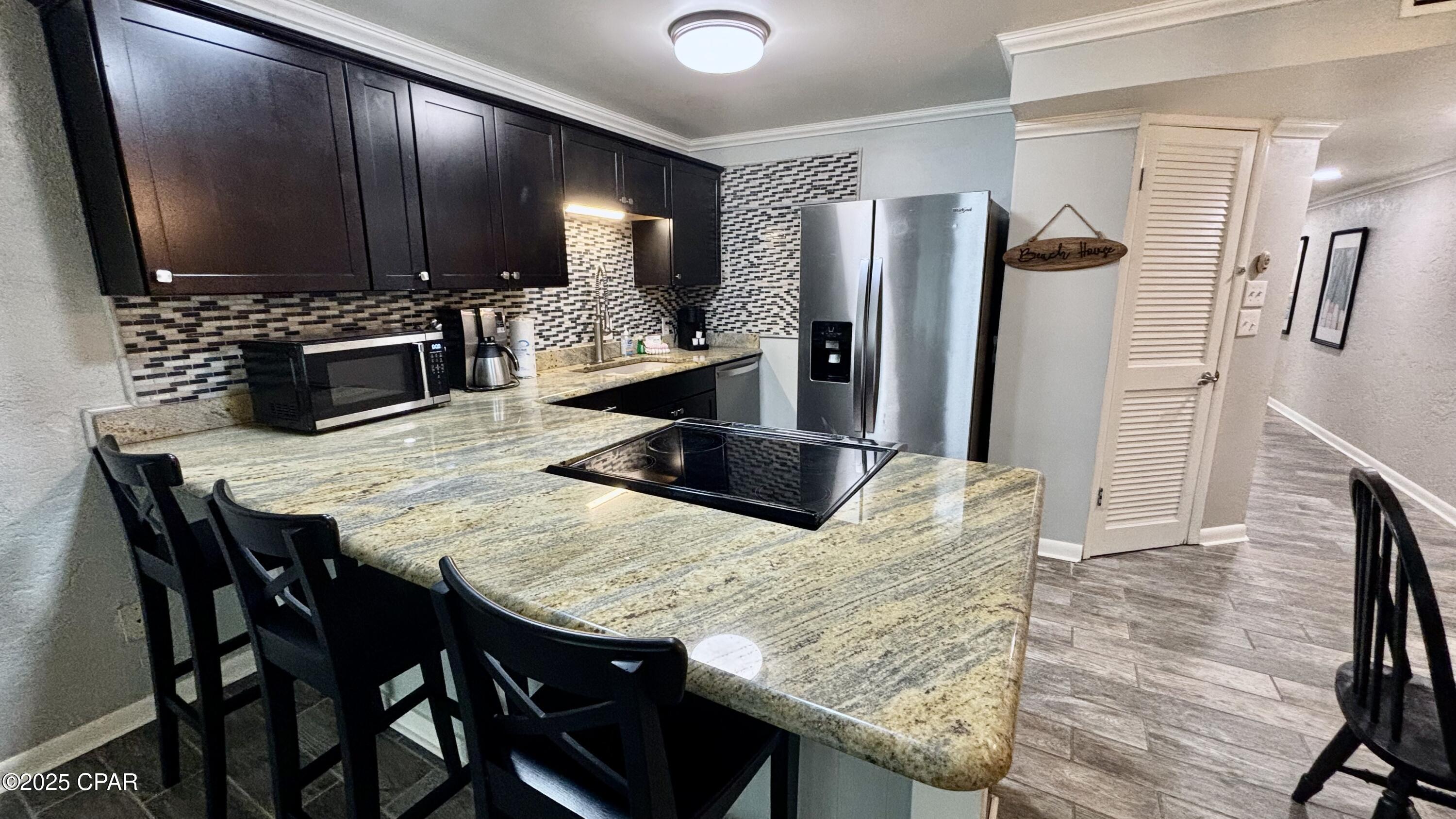 Image 13 For 8727 Thomas Drive D5